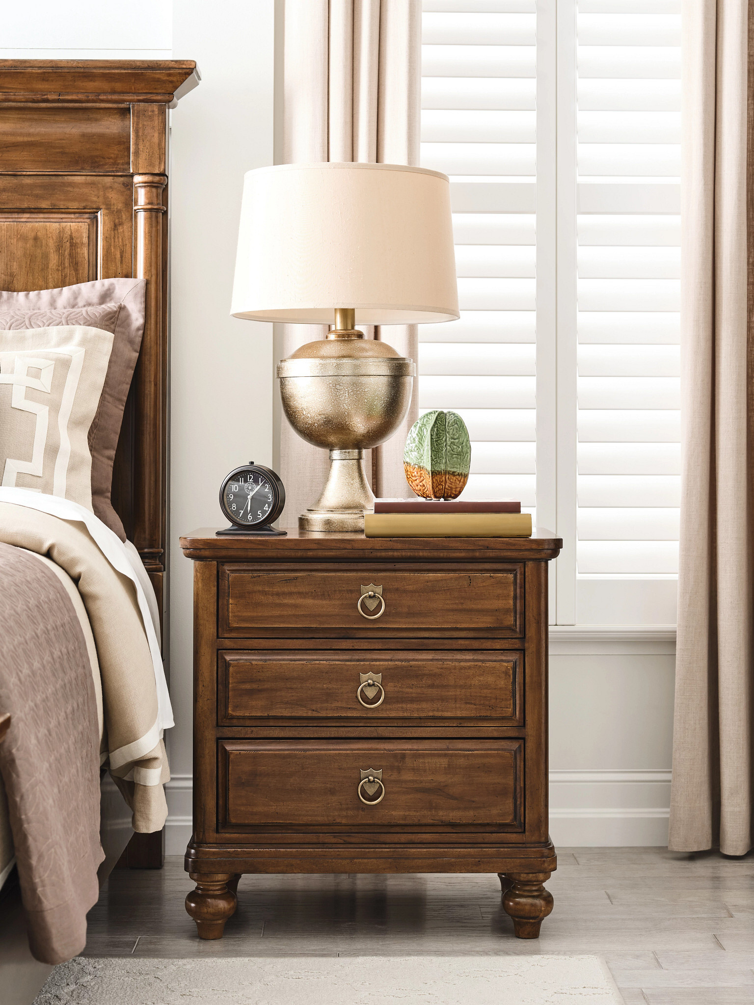 Bridgetown Kensington/Harrison Wood Panel Bedroom Set