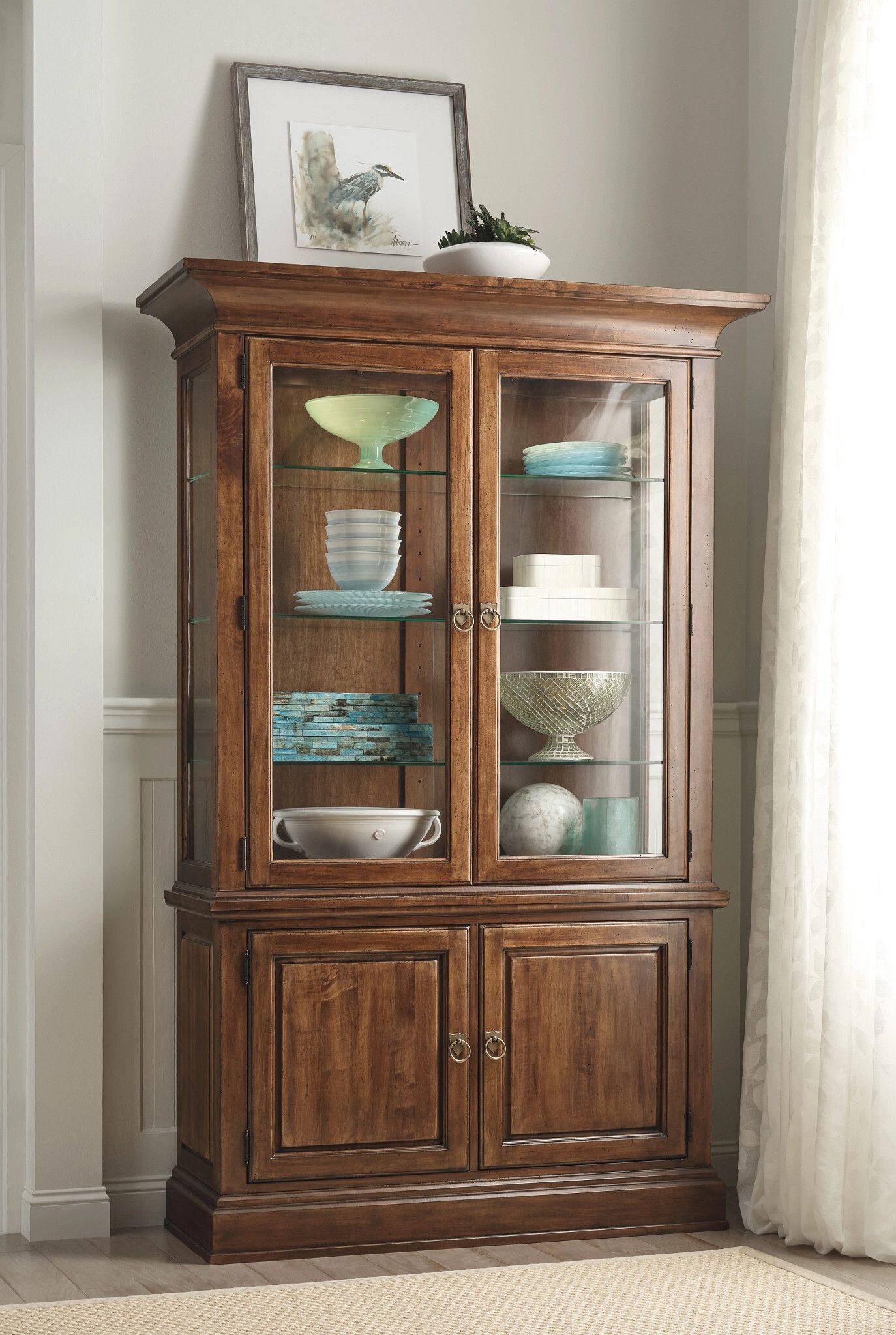 Bridgetown Connell Wood/Glass China w/4 Doors
