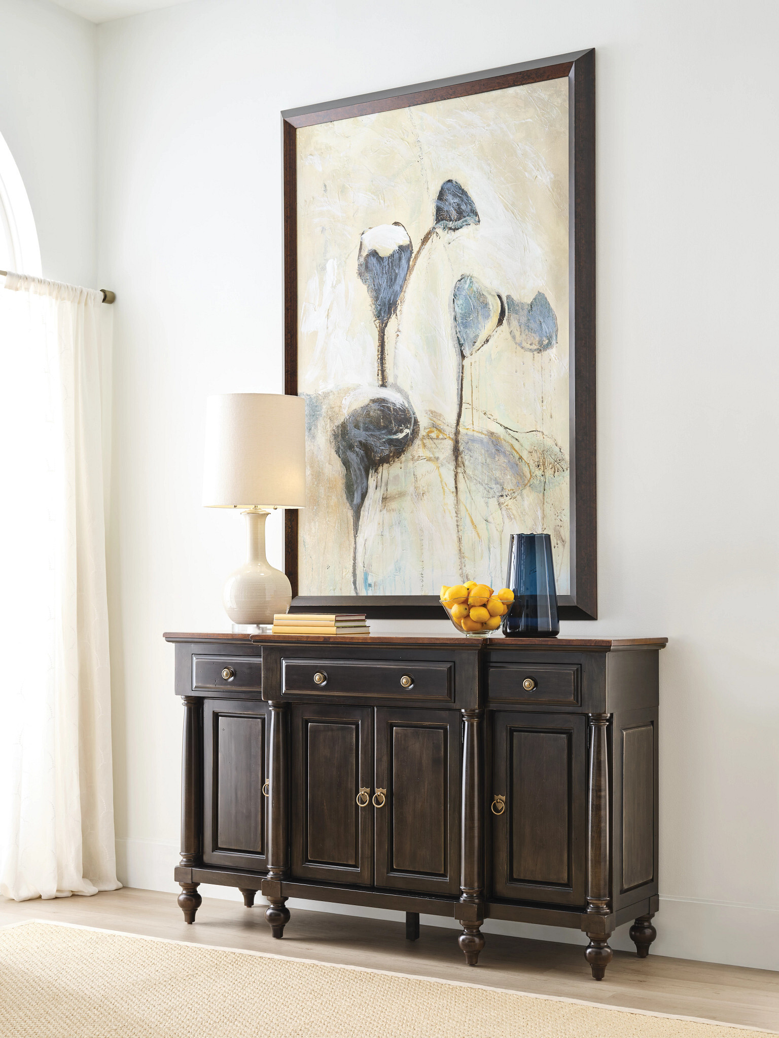 Bridgetown Bromefield Round Wood Dining Room Set