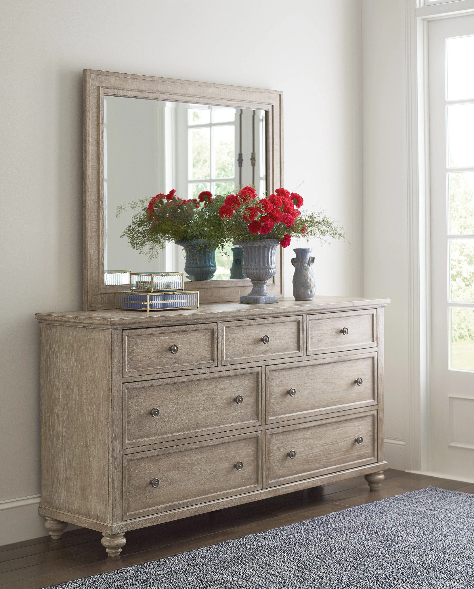 Cambric Vignette Wood Panel Bedroom Set