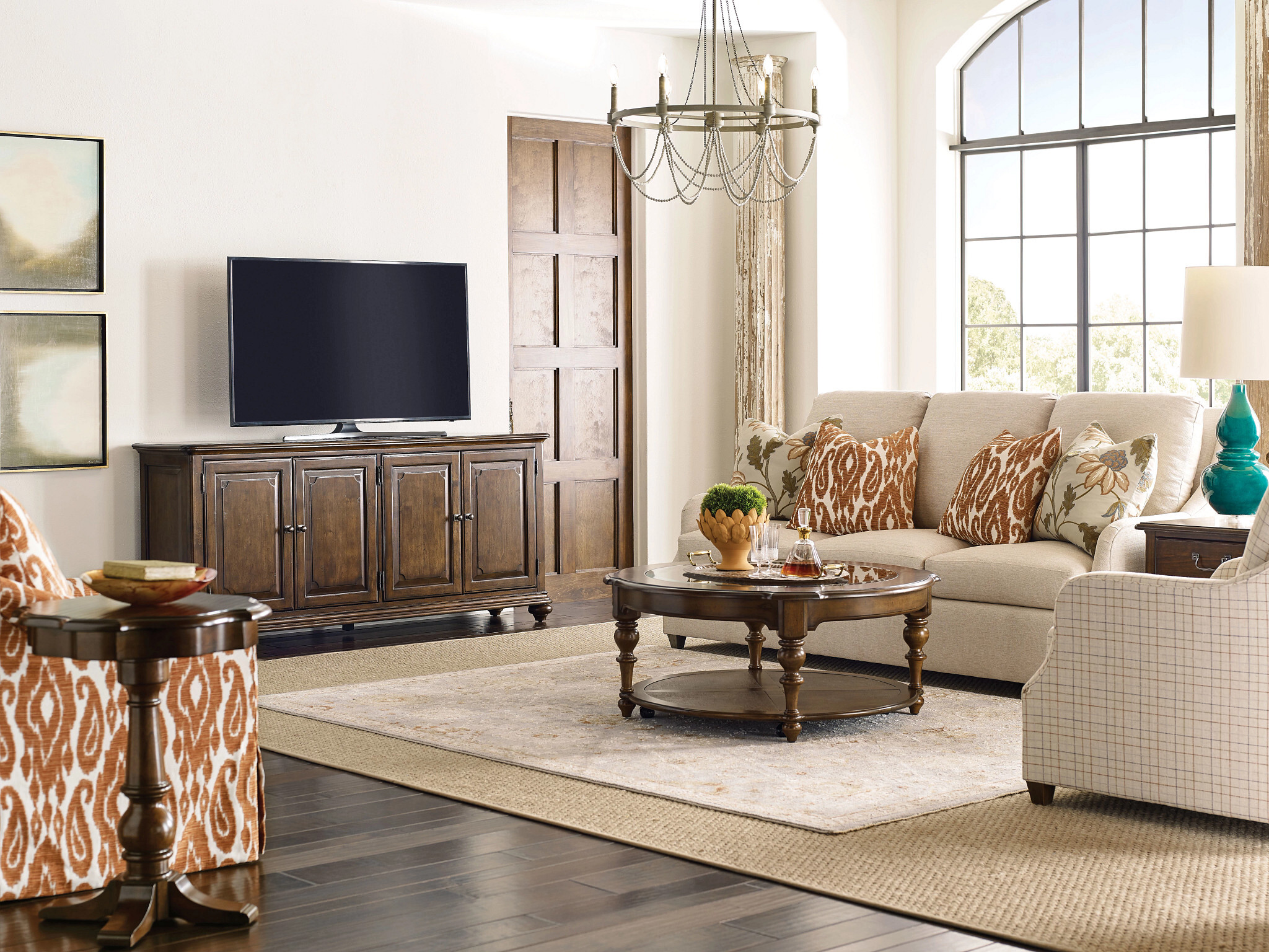 Commonwealth Corso Round Wood/Glass Coffee Table Set