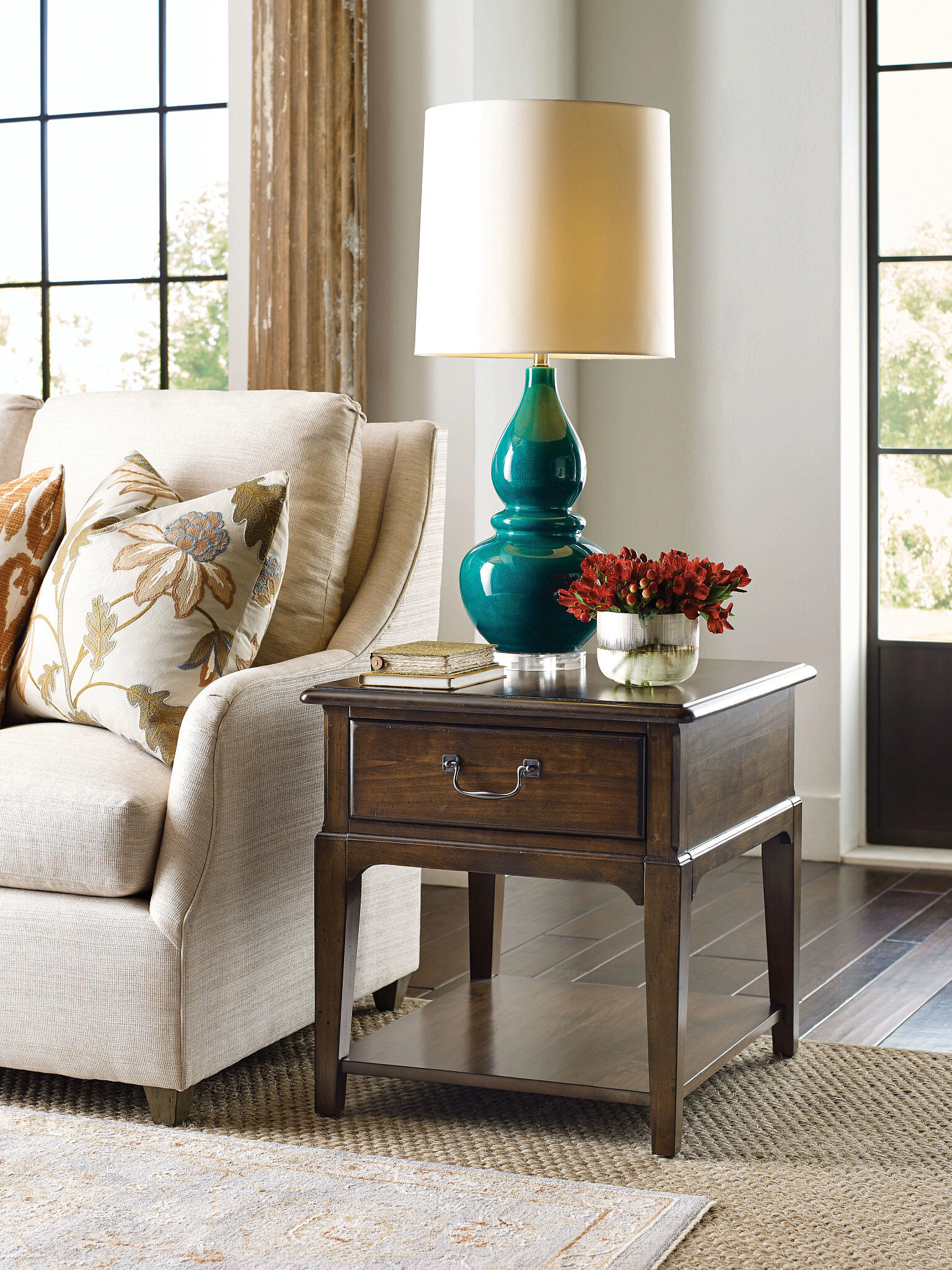 Commonwealth Washburn Rectangular Wood End Table w/Drawer