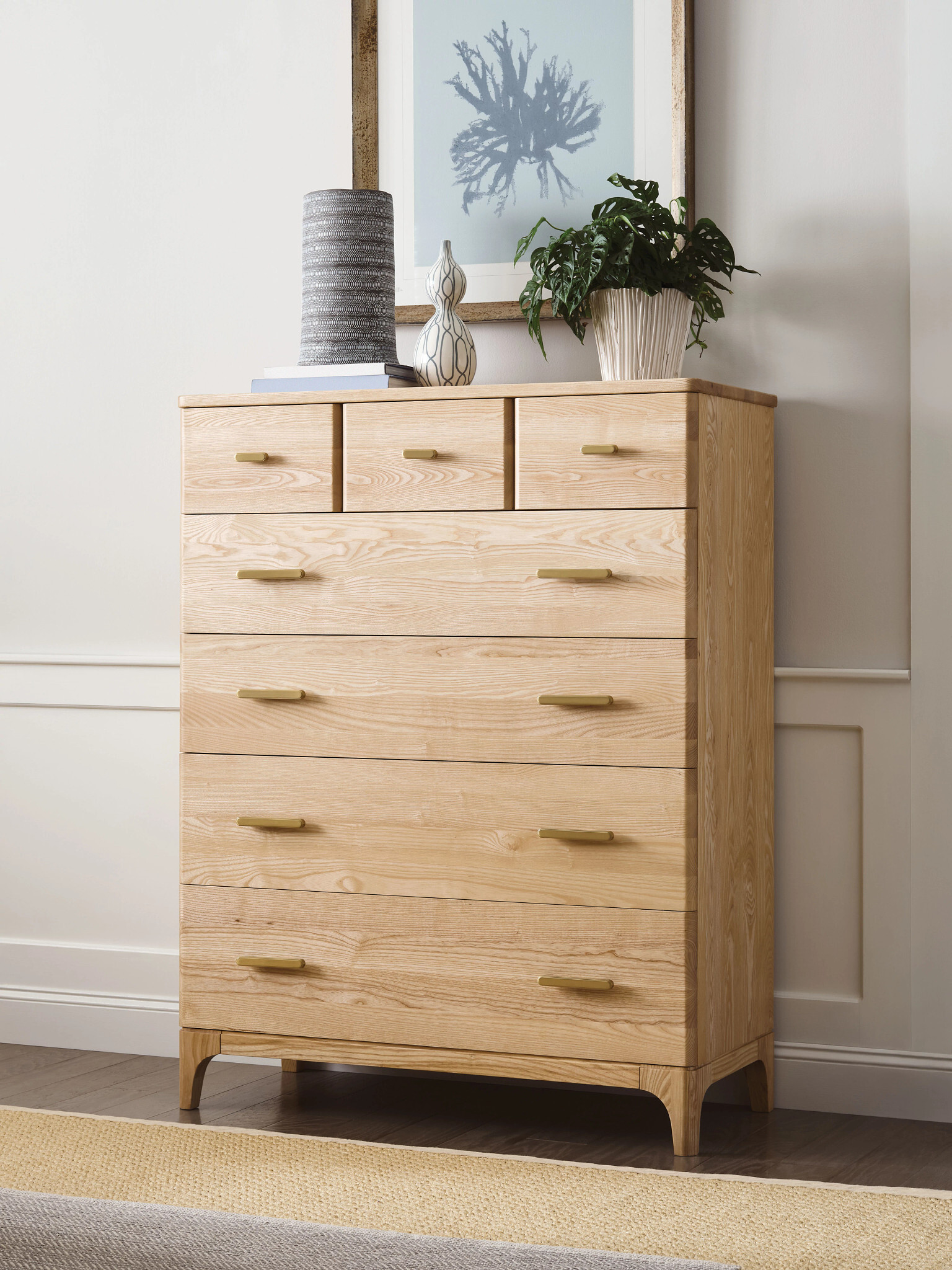 Essence Kendall Wood/Fabric Upholstered Bedroom Set