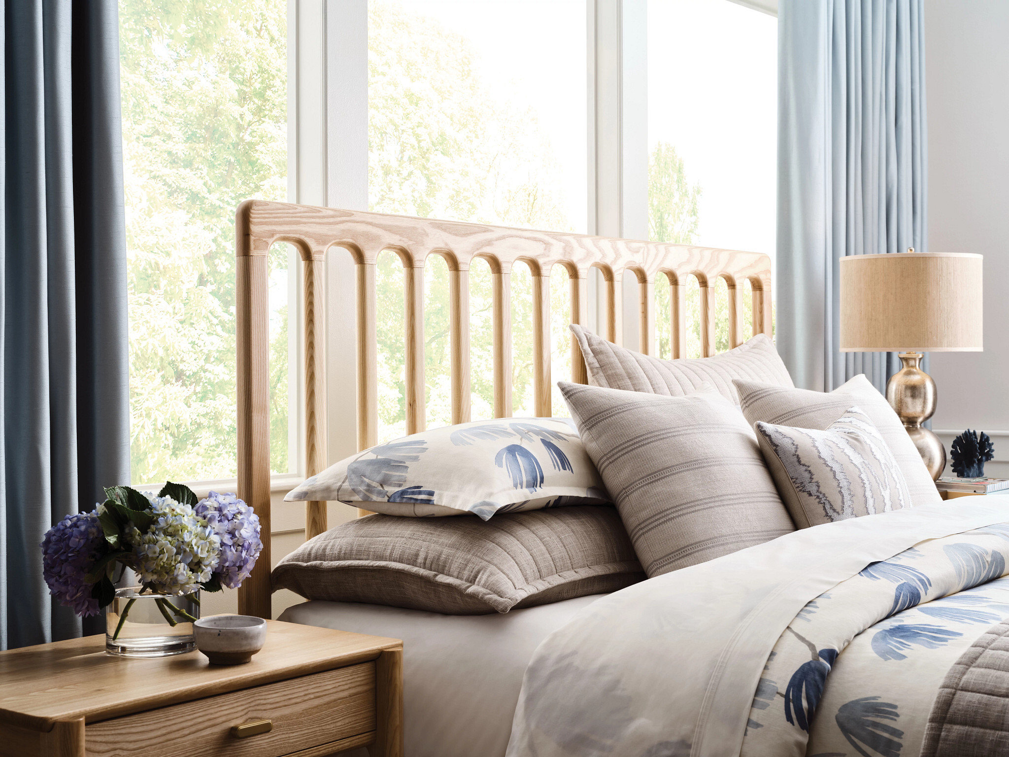 Essence Somerset Wood Panel Bed