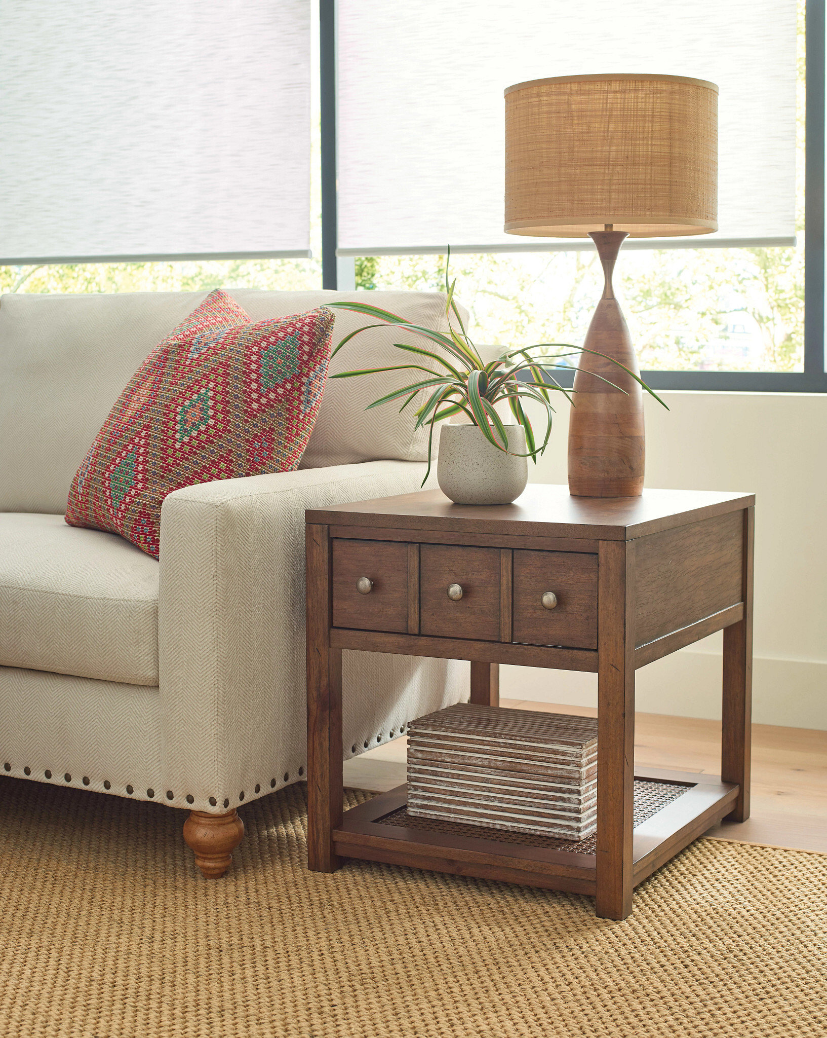 Hammary Foster Rectangular Wood Chairside Table w/Drawer