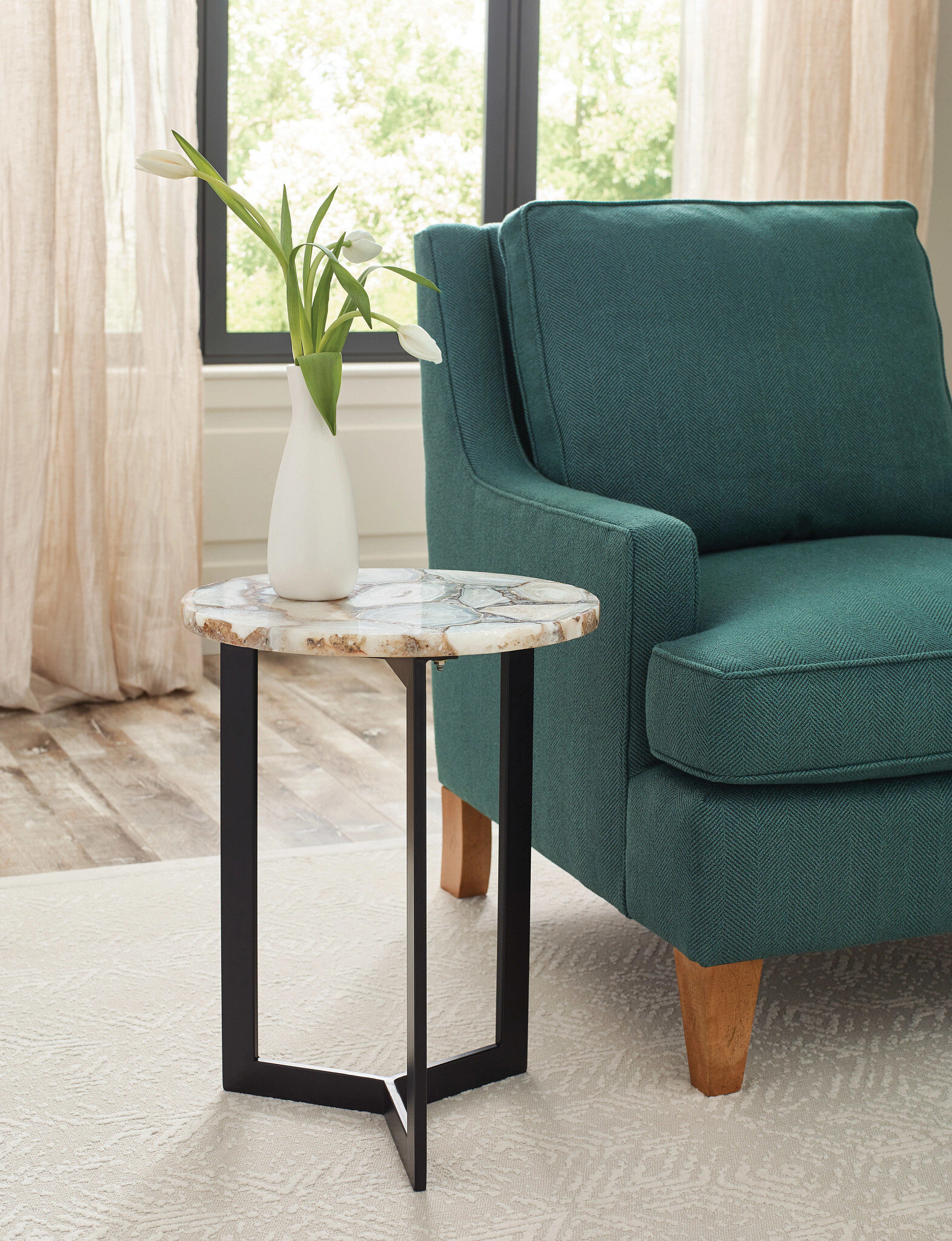 Hammary Hidden Treasures Chairside Table