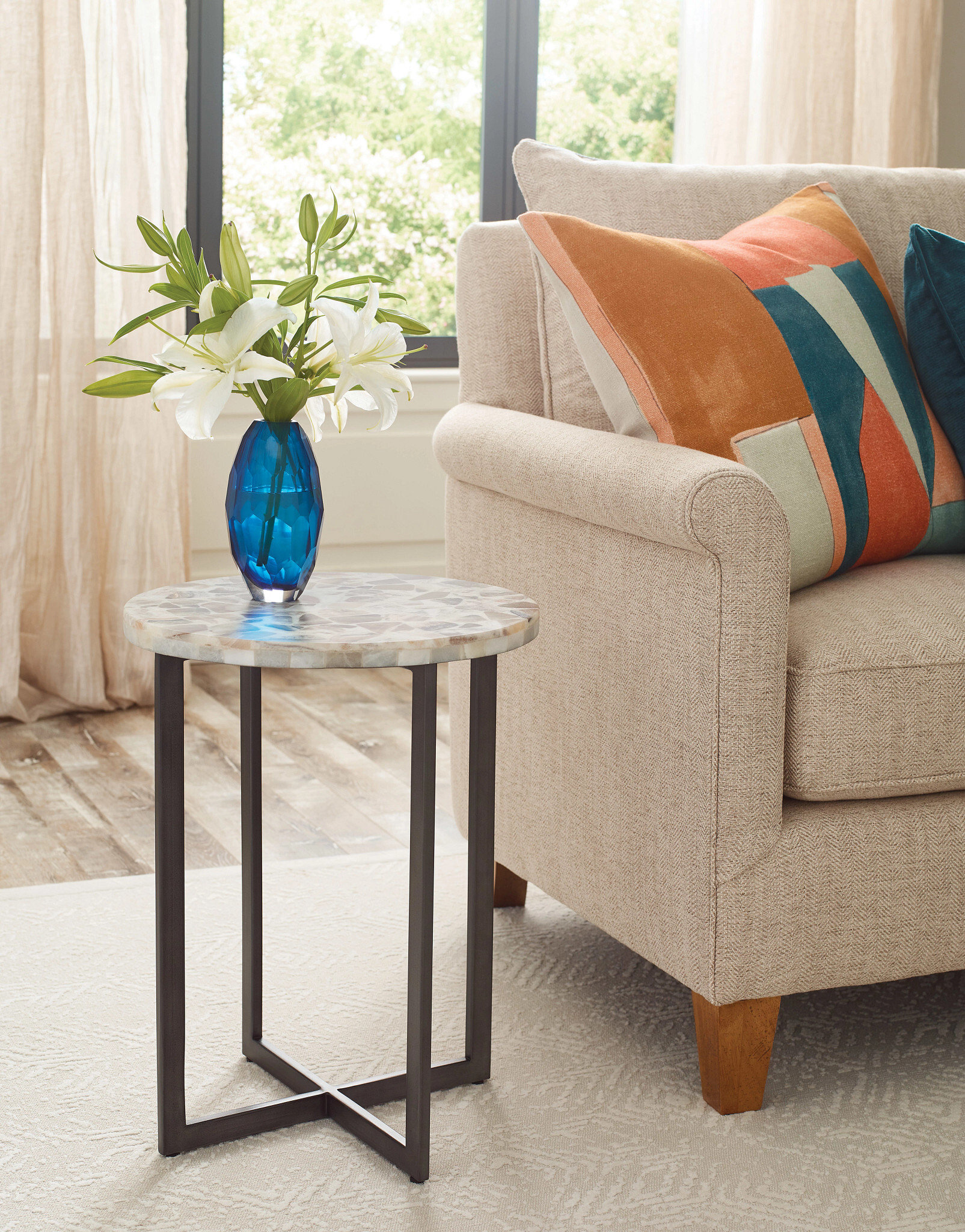 Hidden Treasures Rainbow Round Onyx/Metal Accent Table