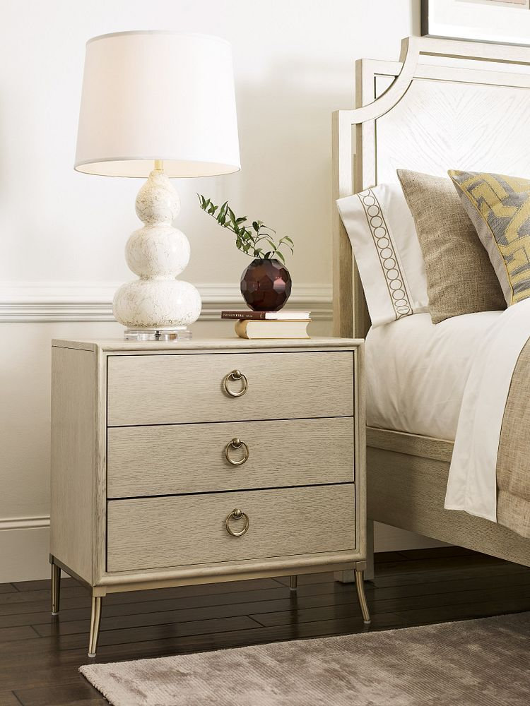 Lenox Royce Wood/Metal Panel Bedroom Set