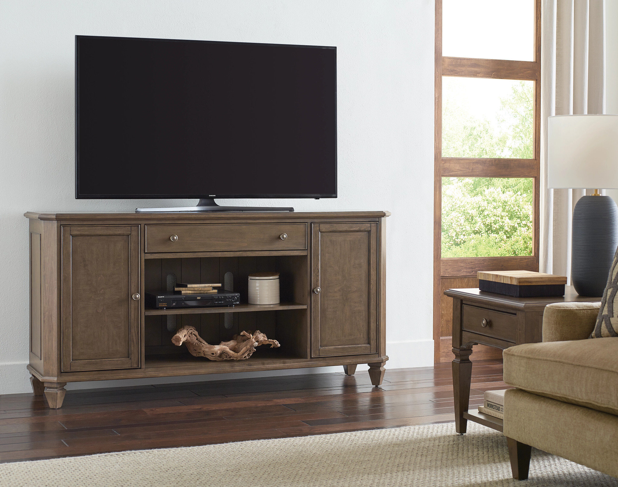 Hammary Home Entertainment Entertainment Console