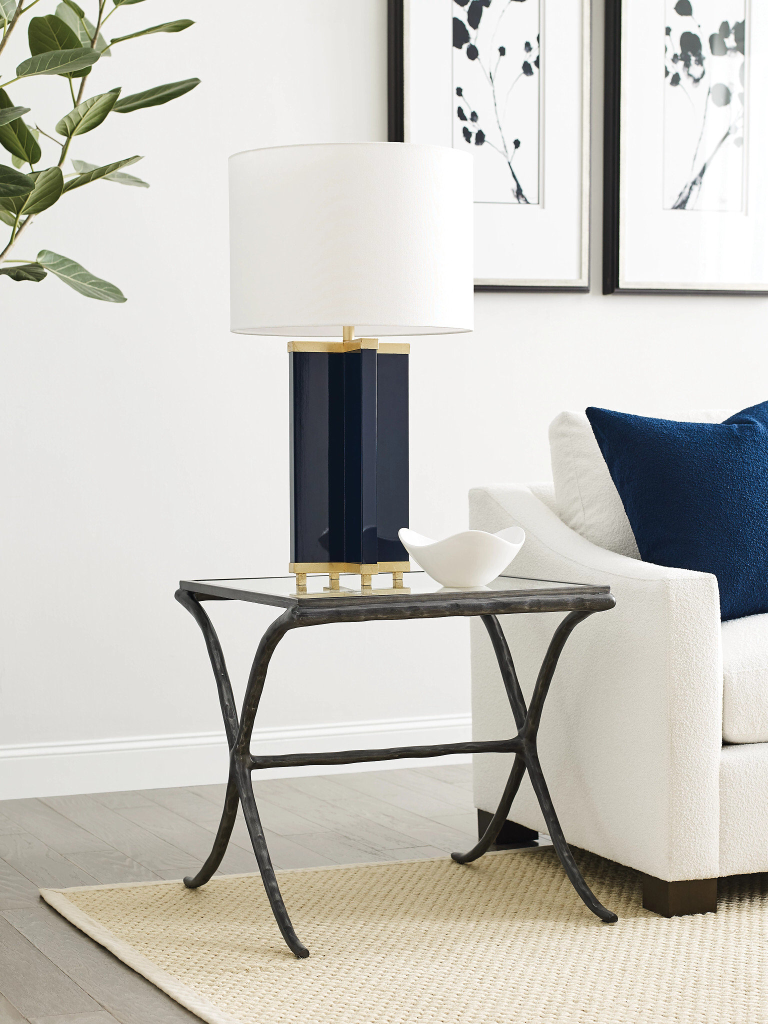 Milan Acquisitions Rectangular Metal/Glass End Table