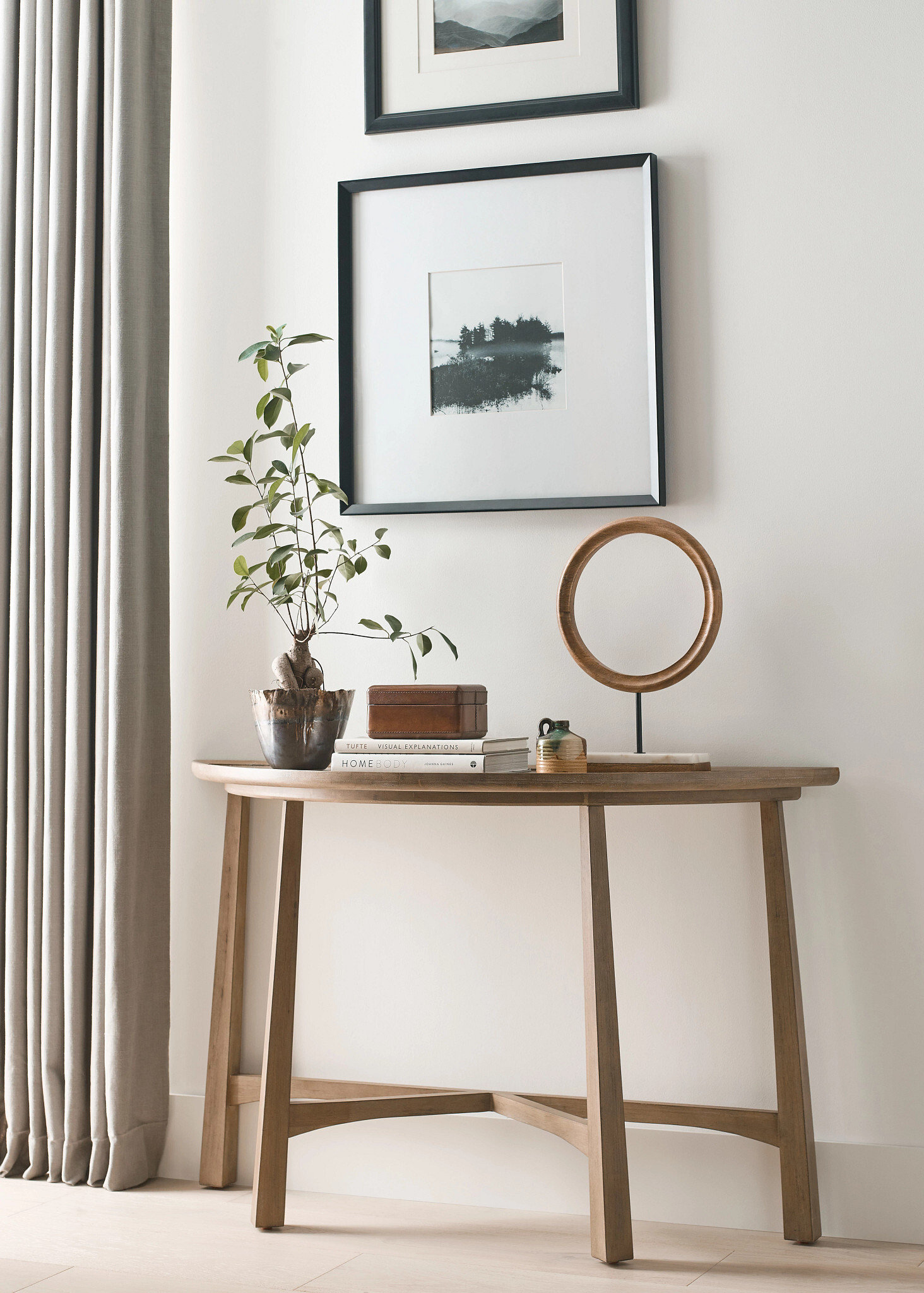 Hammary Living Room Demilune Console Table
