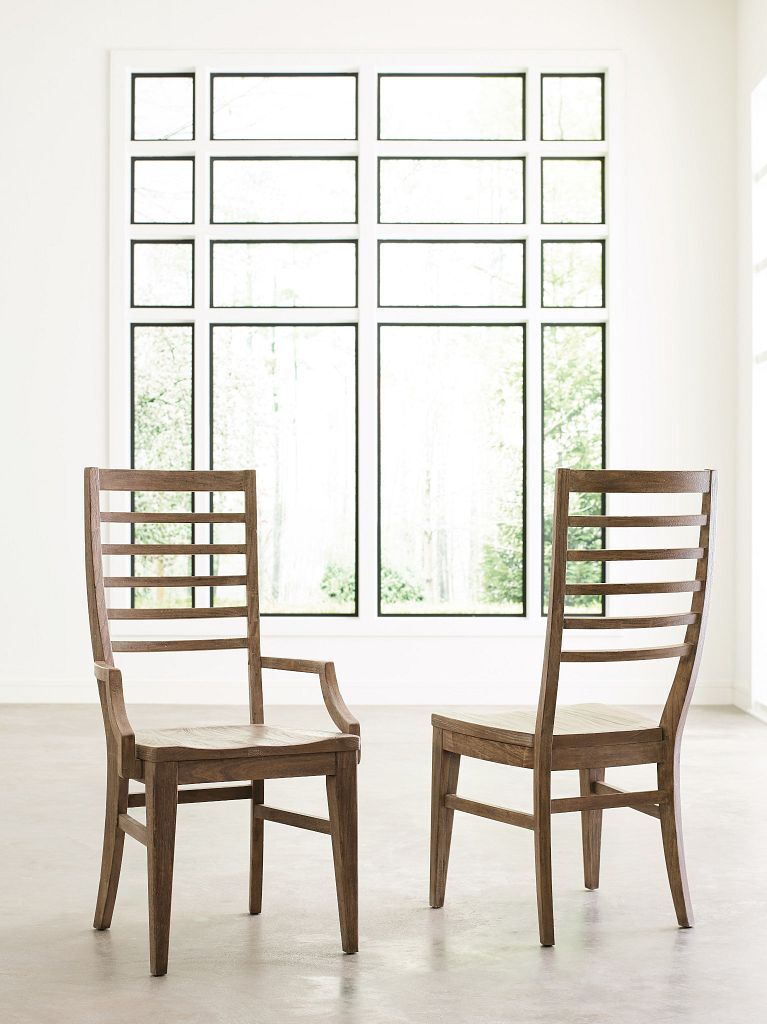 Modern Forge Lindale Round Wood Extendable Dining Room Set