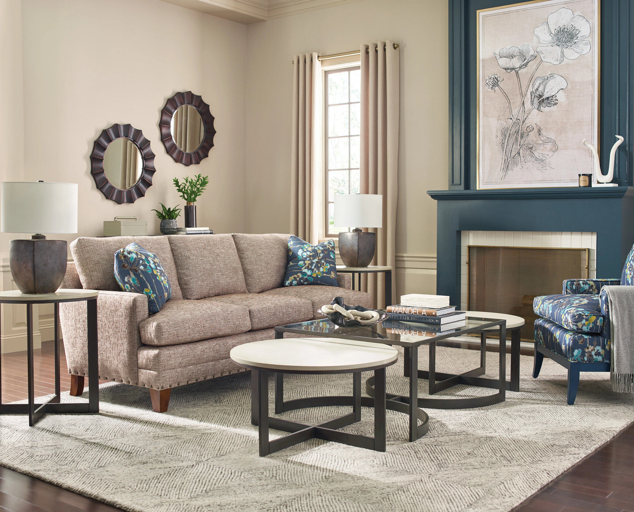 HAMMARY PORTRAIT ROUND END TABLE