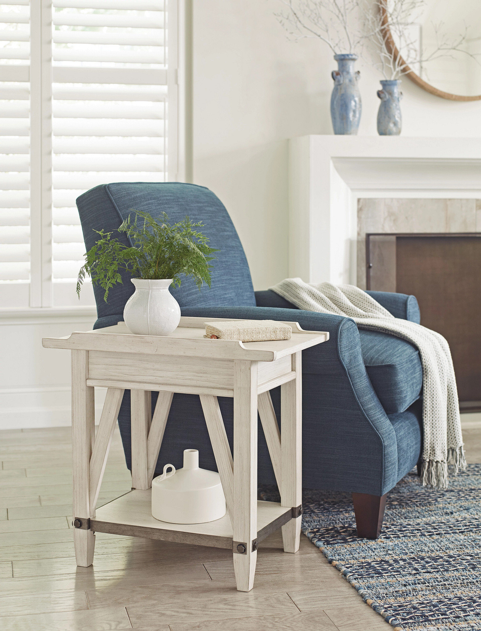 Hammary Living Room Rectangular Chairside Table