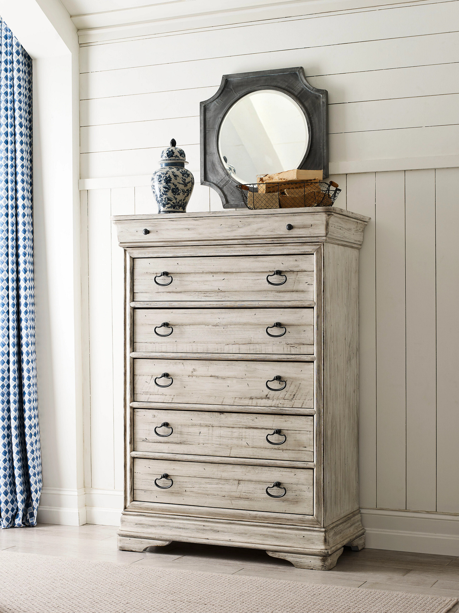Selwyn Kelly Fabric/Wood Upholstered Sleigh Bedroom Set