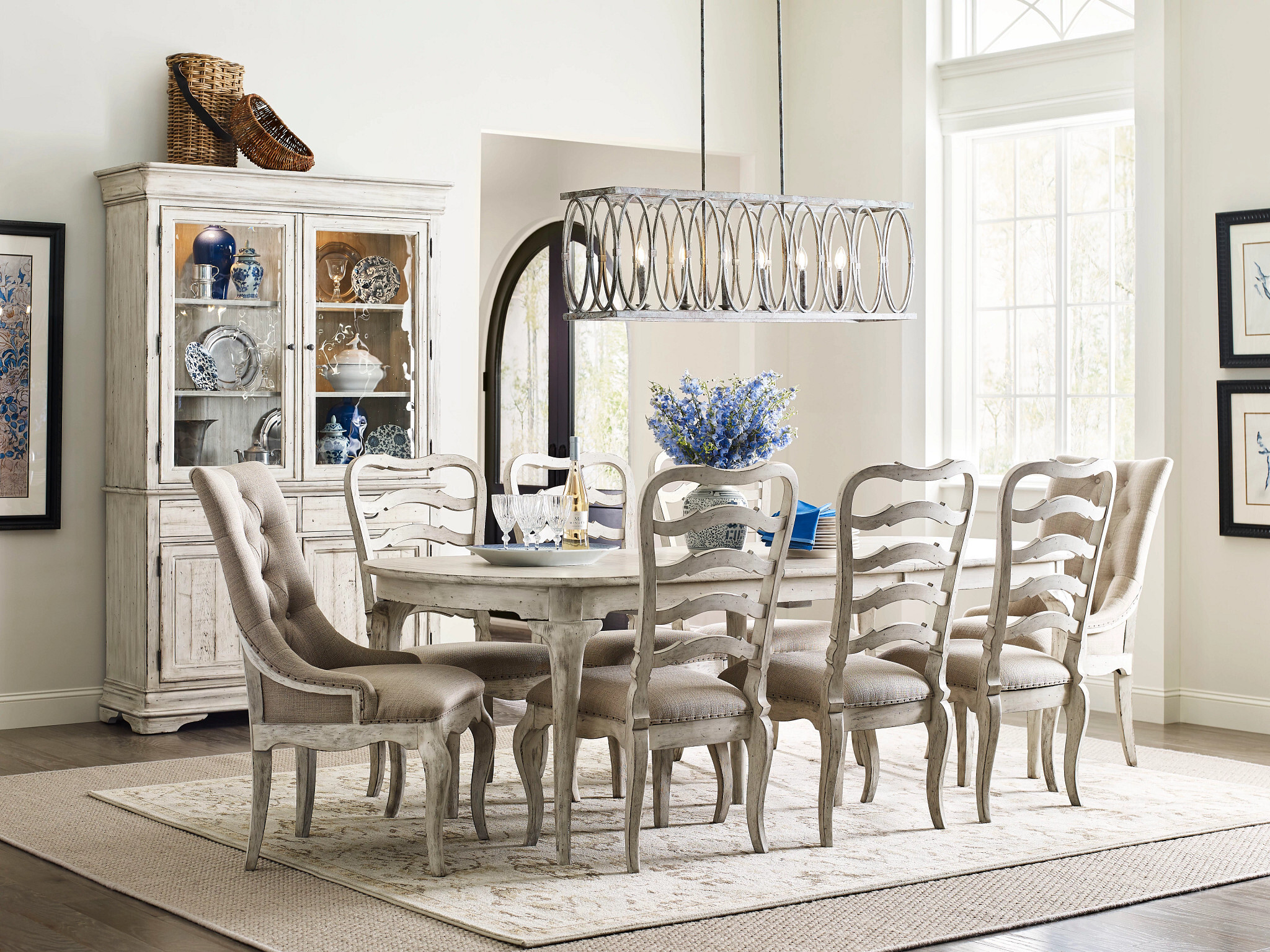 Selwyn New Haven Oval Wood Extendable Dining Table