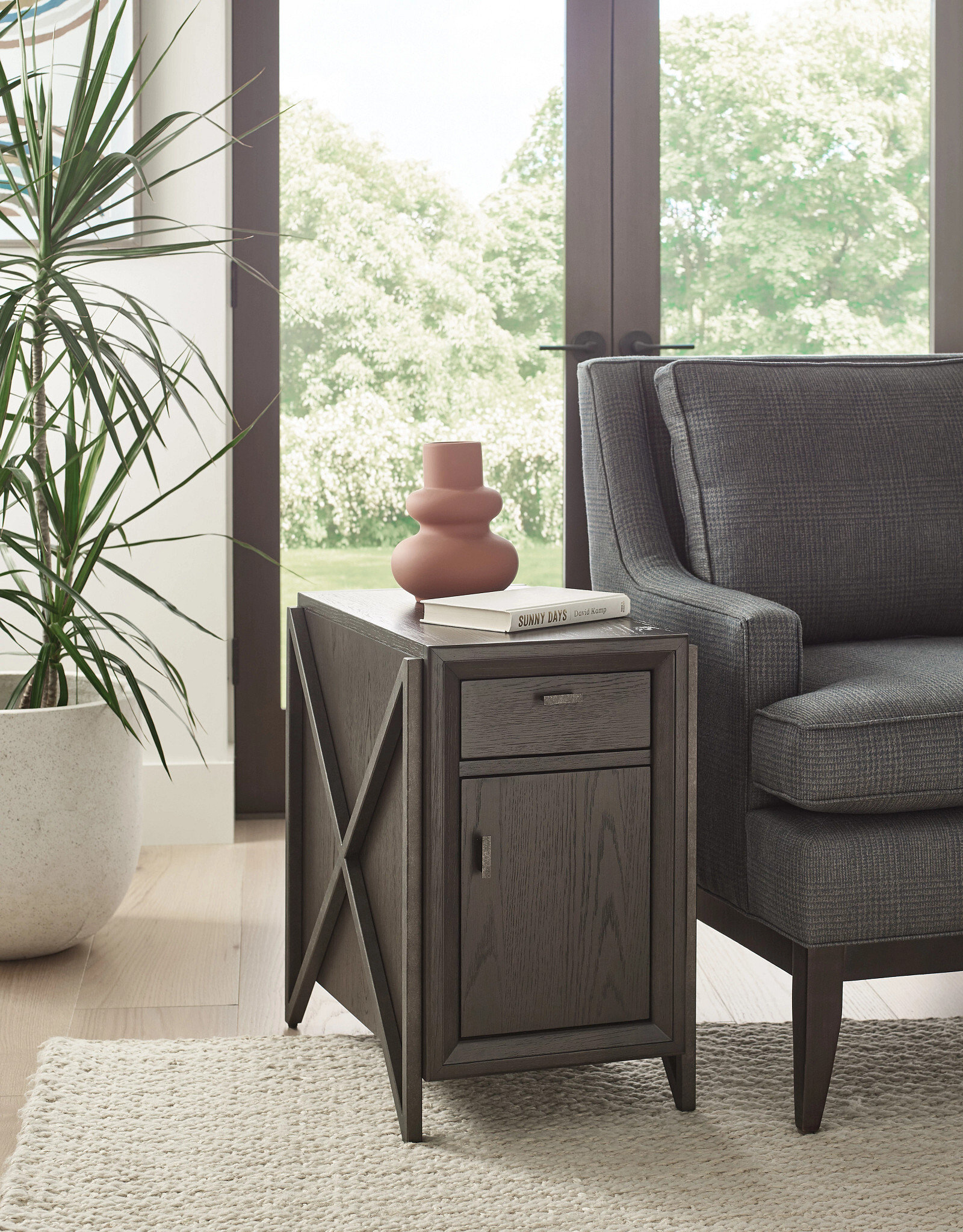 Hammary Charging Chairside Table