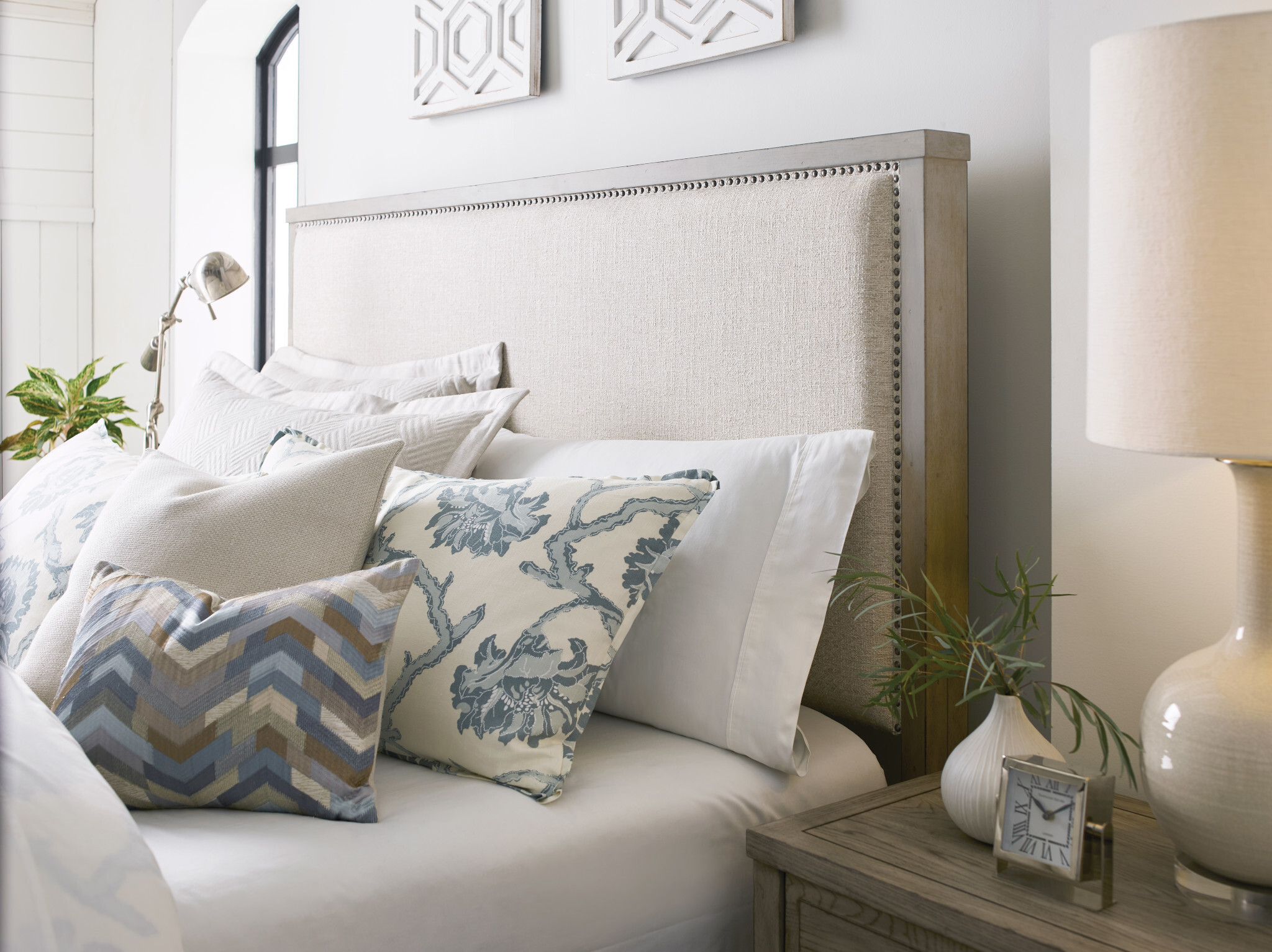 West Fork Jacksonville Fabric/Wood Panel Bed, King Size