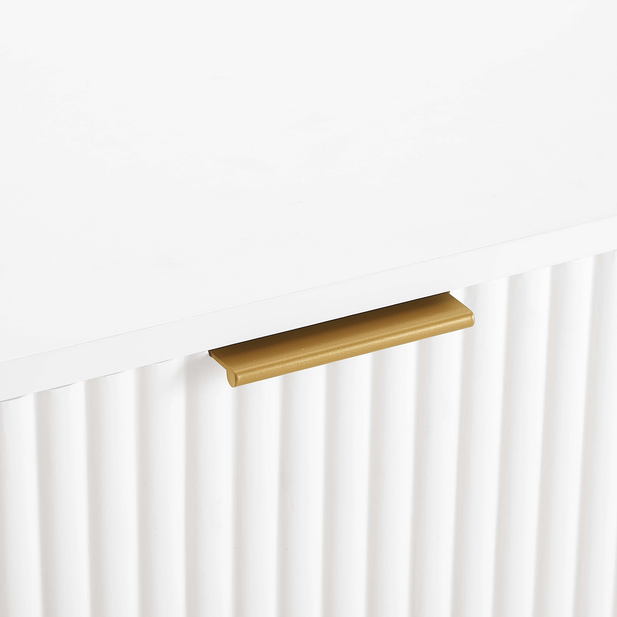 DUMBO 5-Drawer Tall MDF Dresser