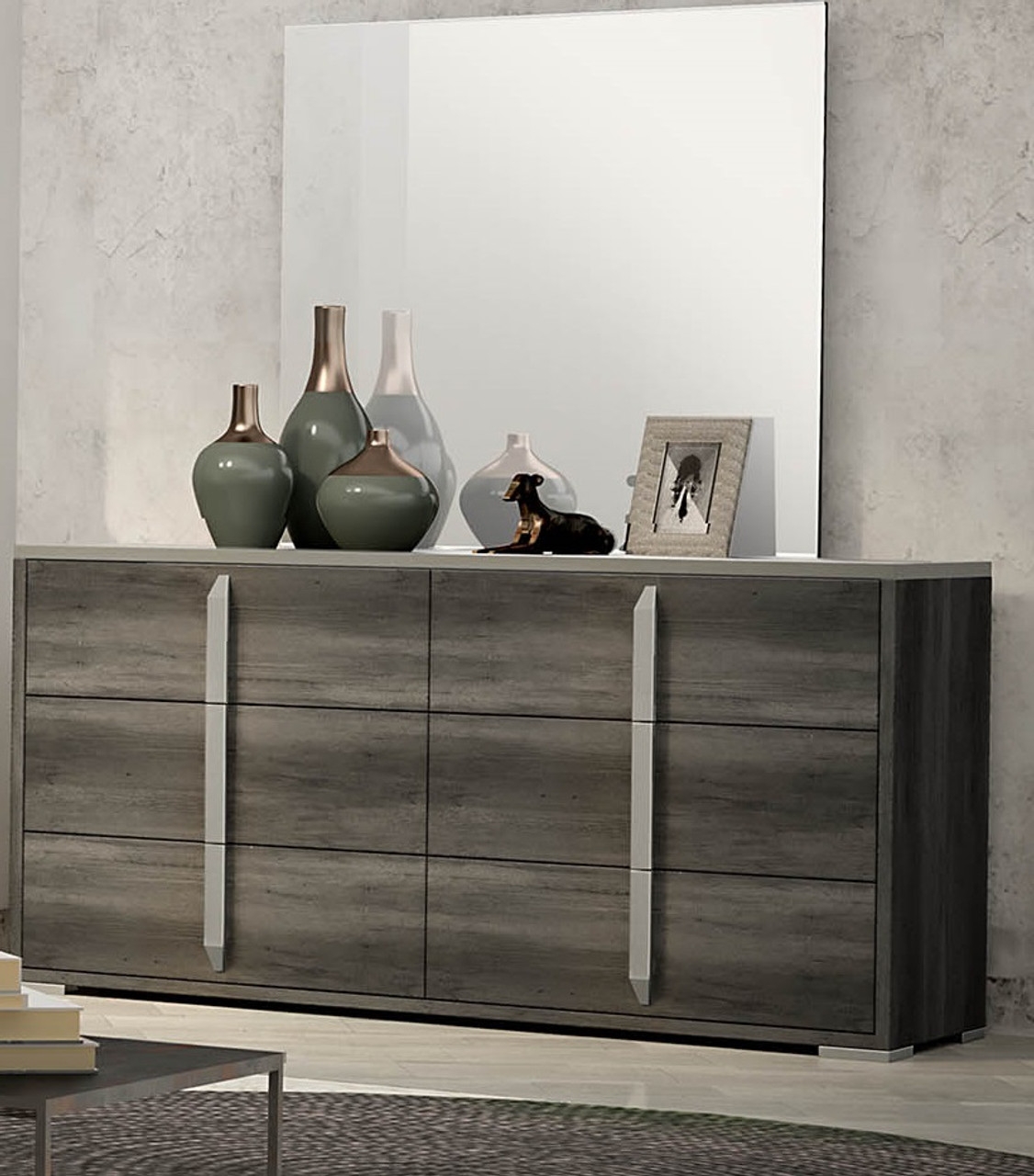 Liguria Platform Bedroom Set w/LED Lighting