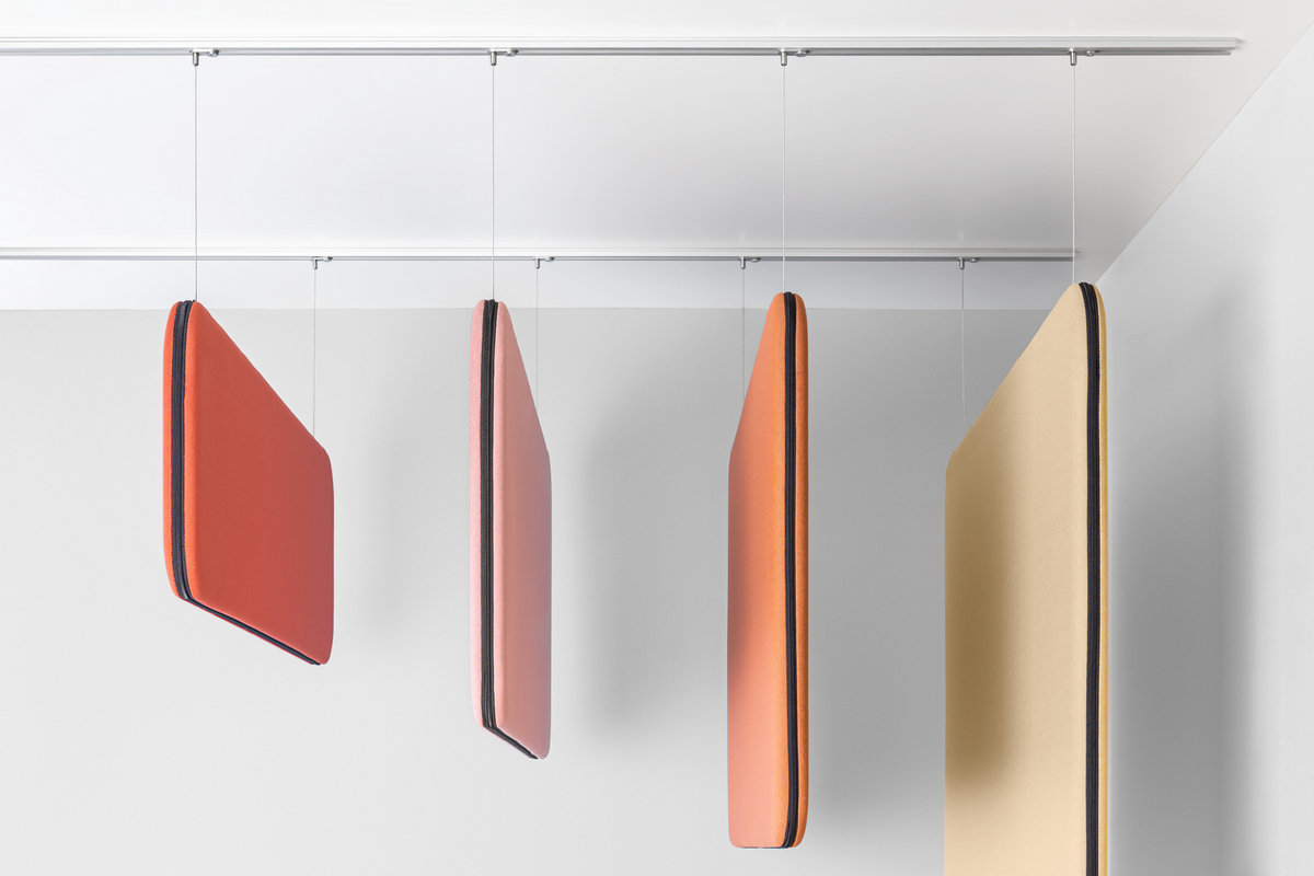 Sonic Vertical 31.5" Ceiling Screen