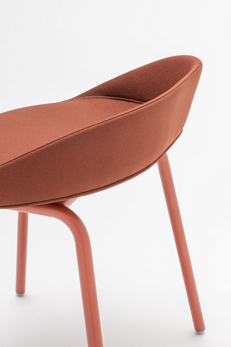 Team Fabric Office Visitor Chair w/Metal Base