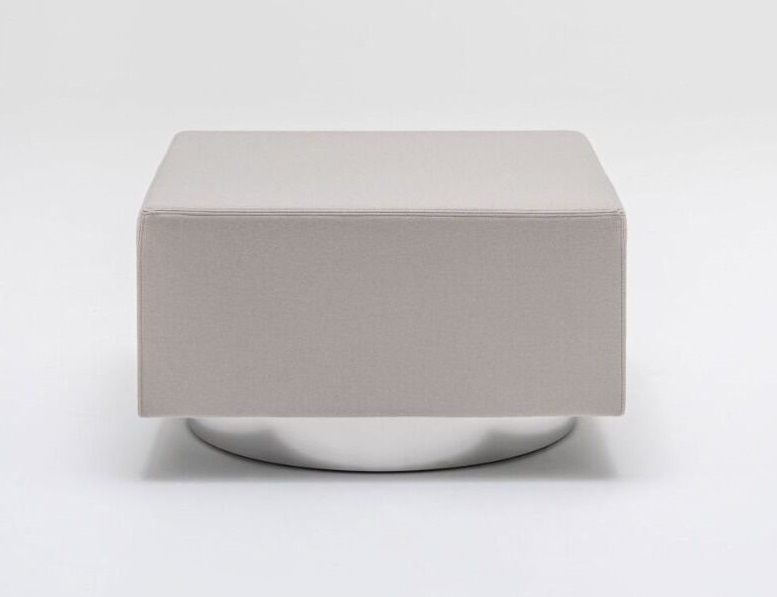 Roll Customizable Lounge Coffee Meeting Set