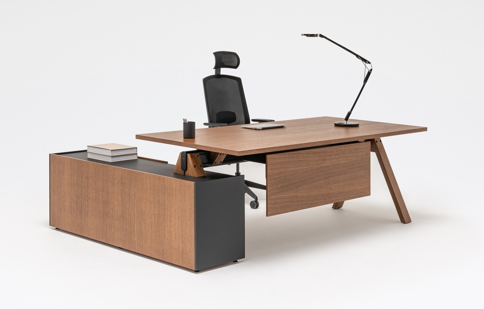 Viga Office Veneer Executive Desk w/Pedestal
