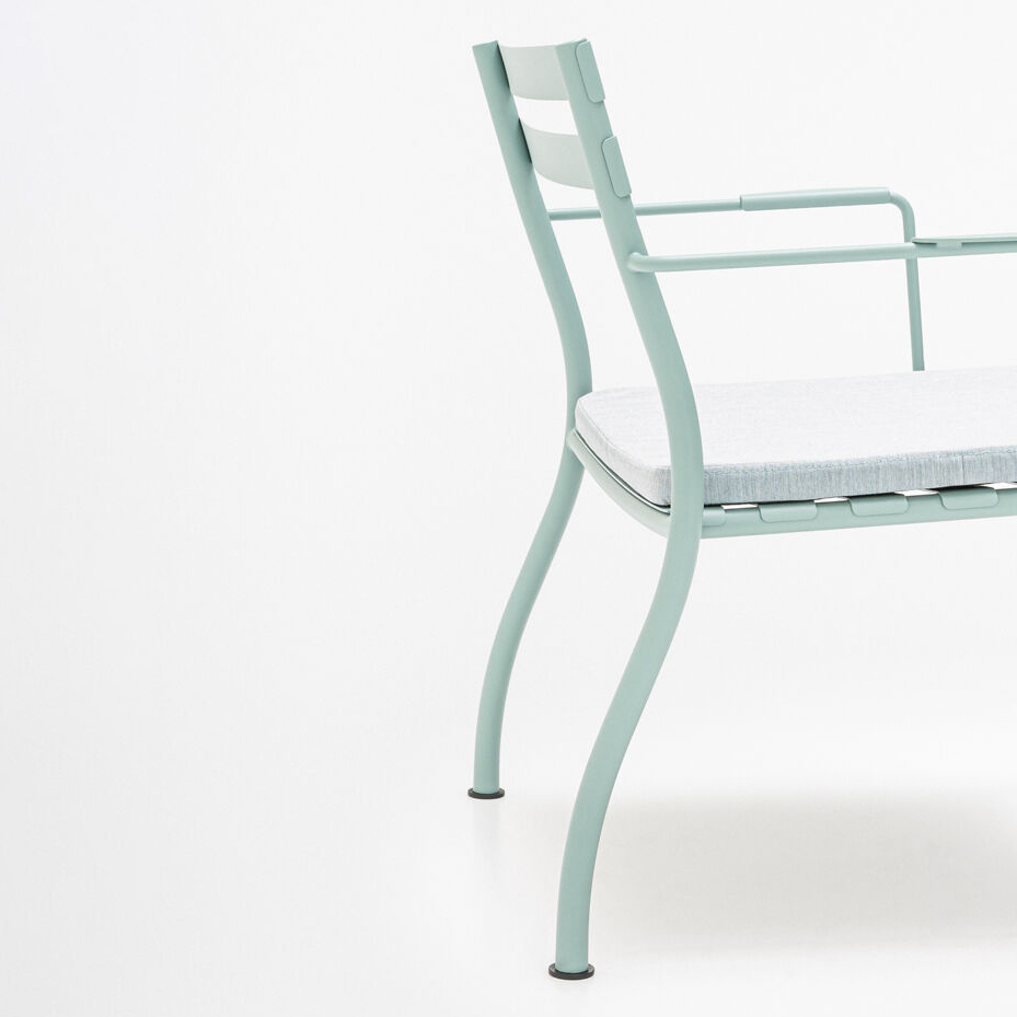 Flaner Outdoor Armchair
