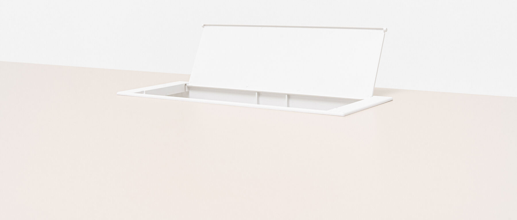 Ogi Y Office Desk Managerial Cabinet