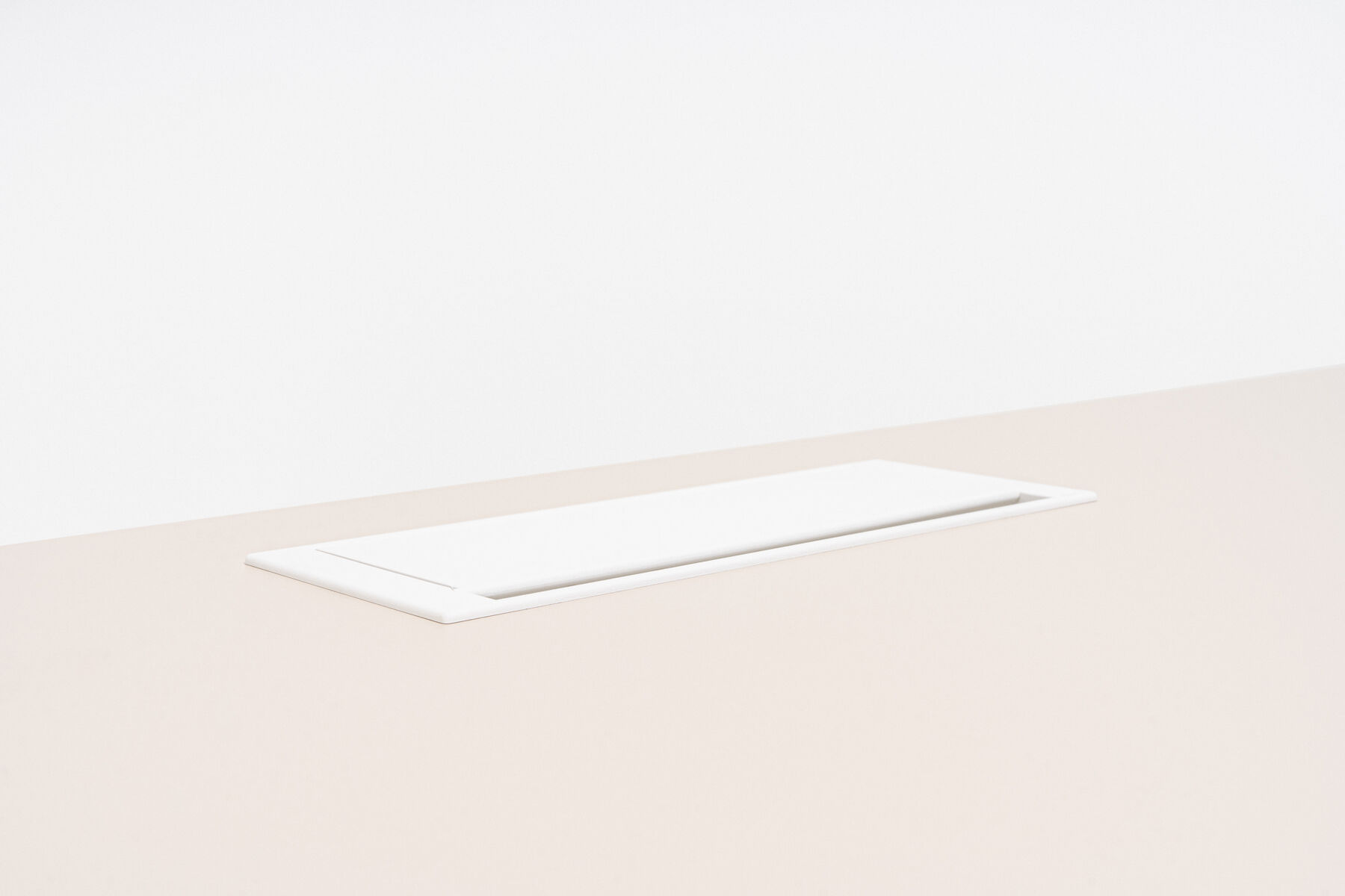 Médiabox 7 prises pour bureau et table - M14