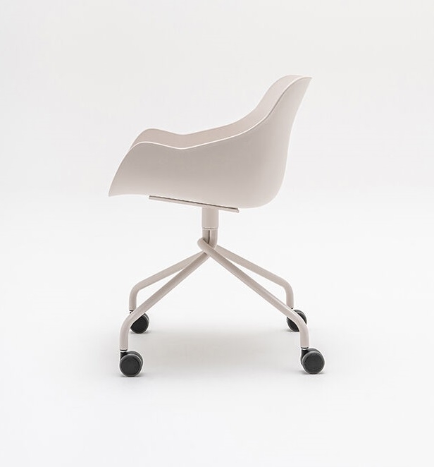 Baltic Basic Polypropylene Swivel Office Chair w/Castors