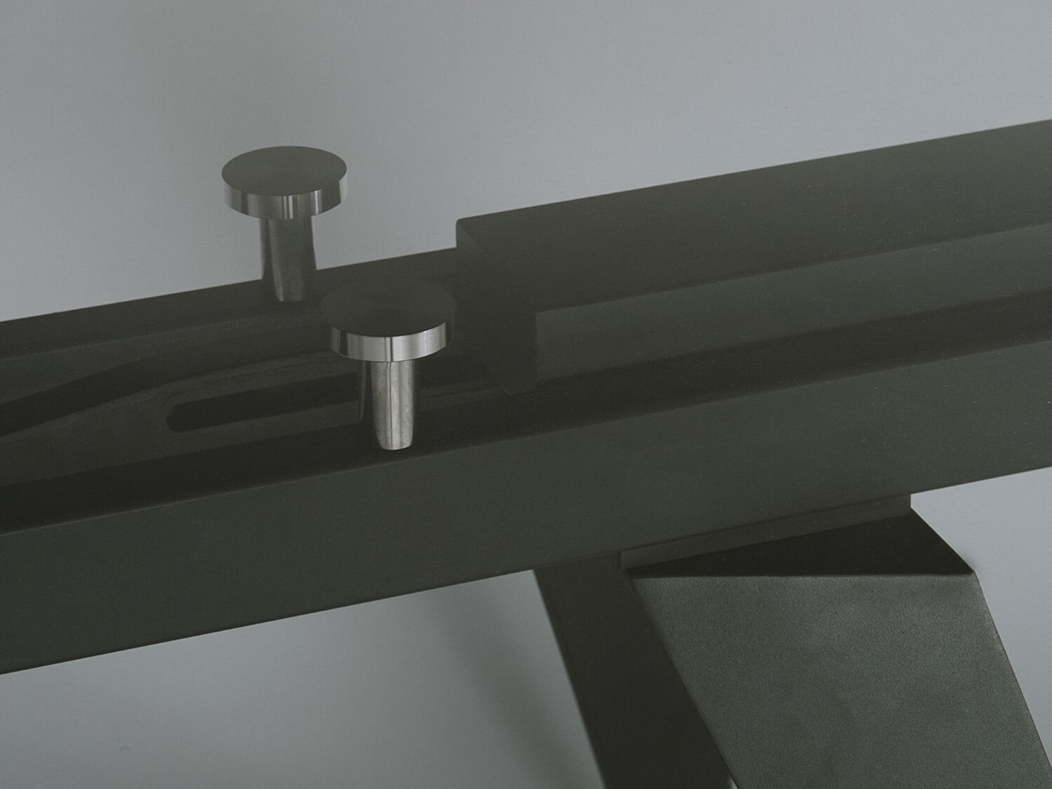 Noire Extendable Dining Table