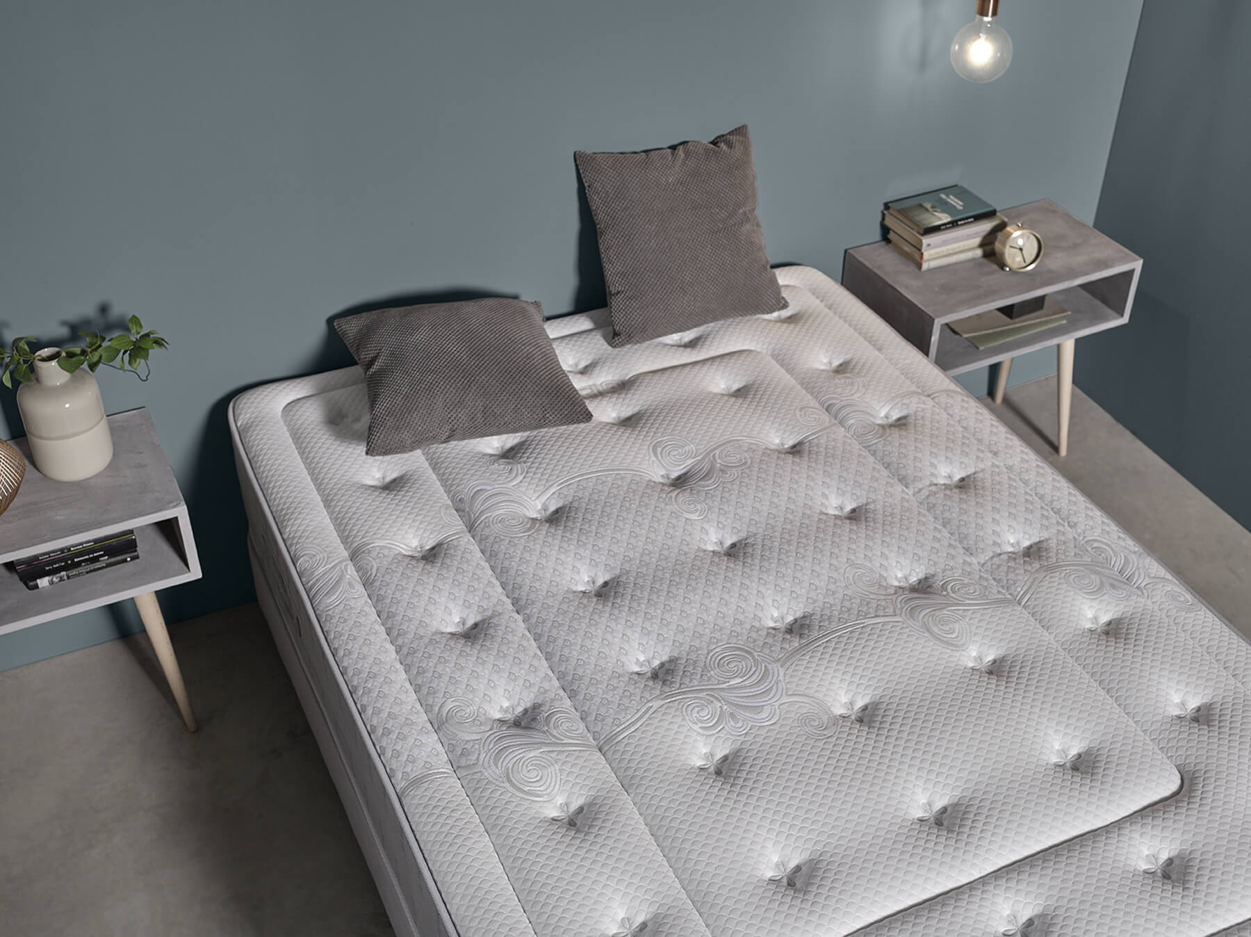Lux Memory Foam Gel Mattress, Queen Size