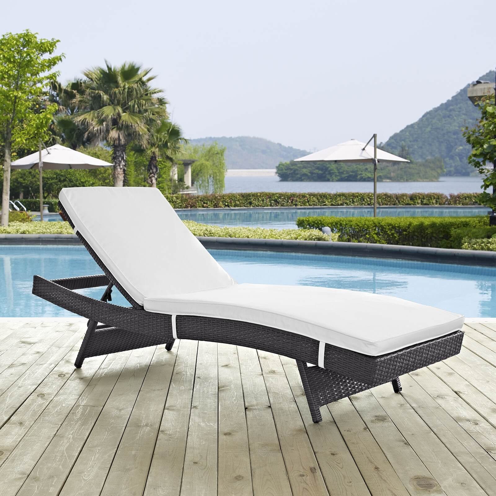 Convene Synthetic Rattan Weave Outdoor Patio Chaise