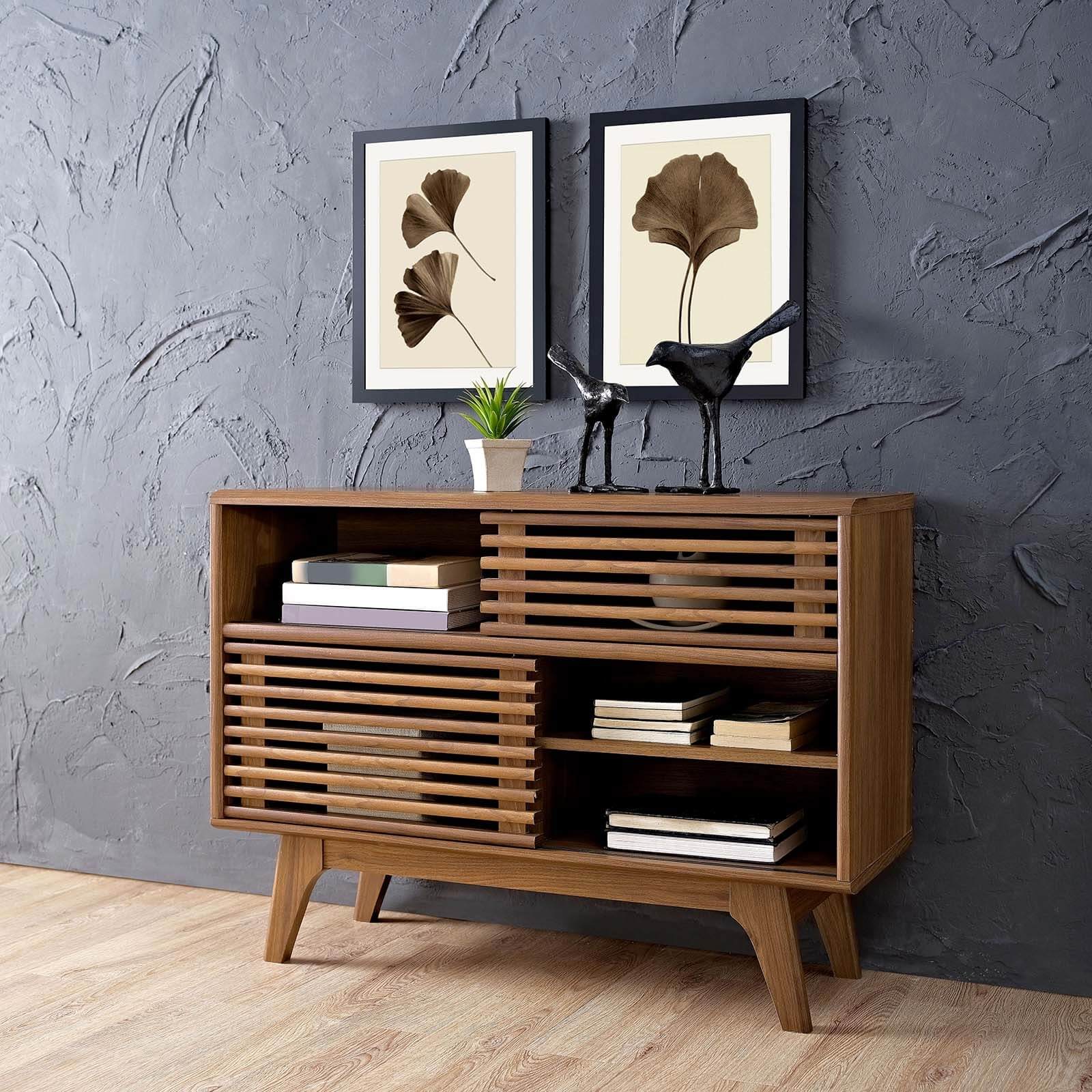 Render Particleboard Display Stand