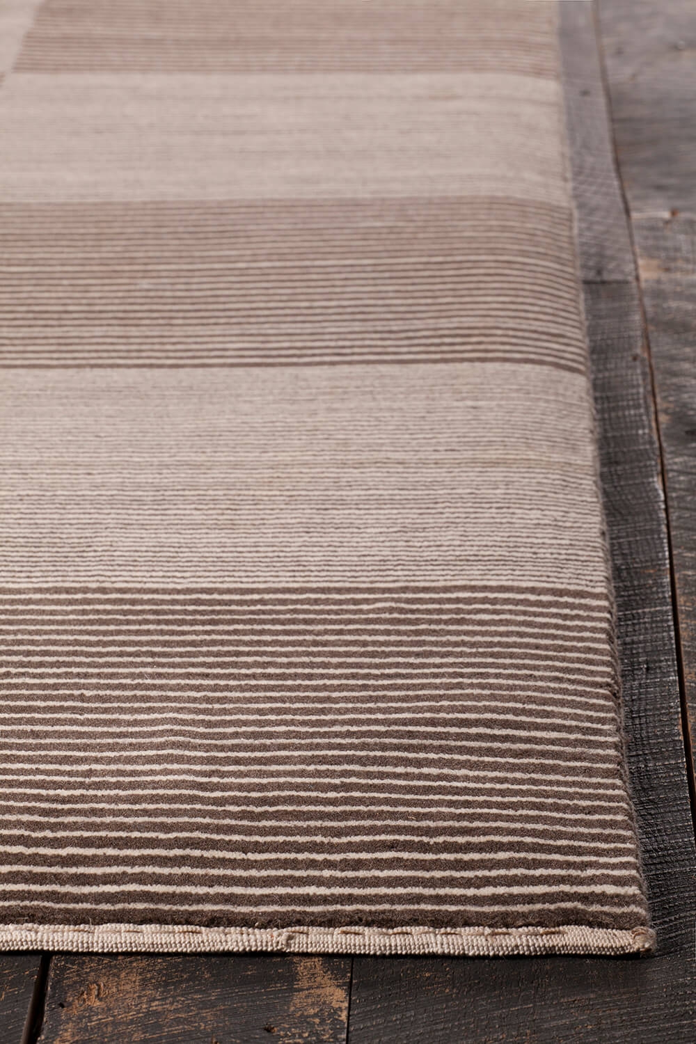 Elantra Wool Rectangular Hand-knotted Rug, Composition 1
