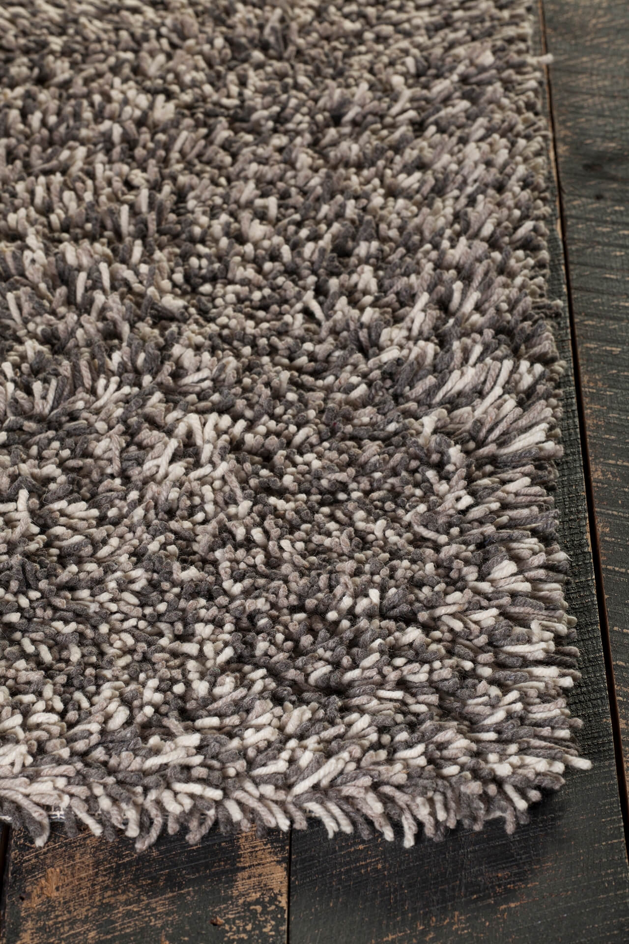 Eleanor Wool Rectangular Hand-woven Rug, 5' x 7'6"