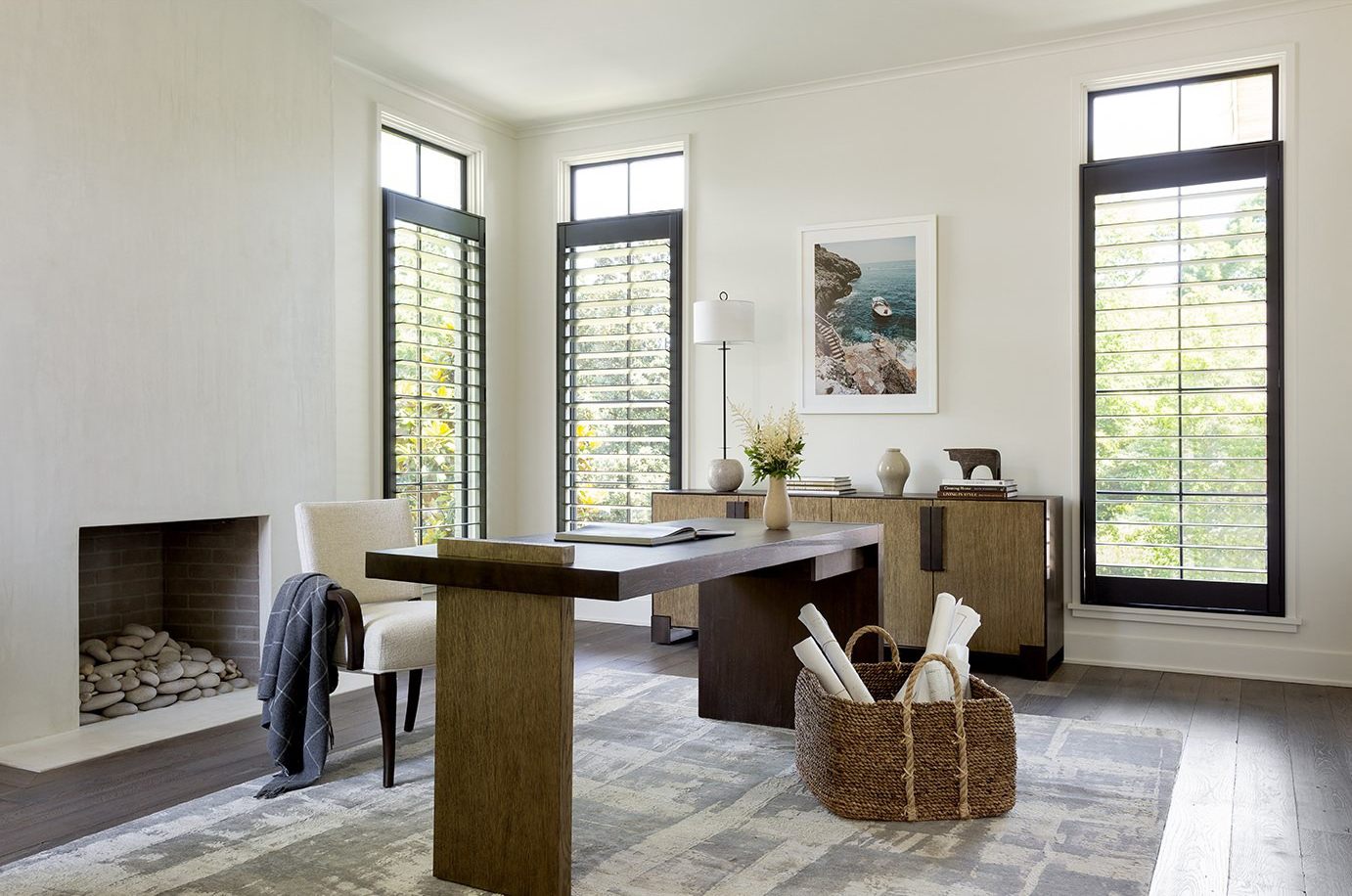 Palmera Wood Desk w/Drawer