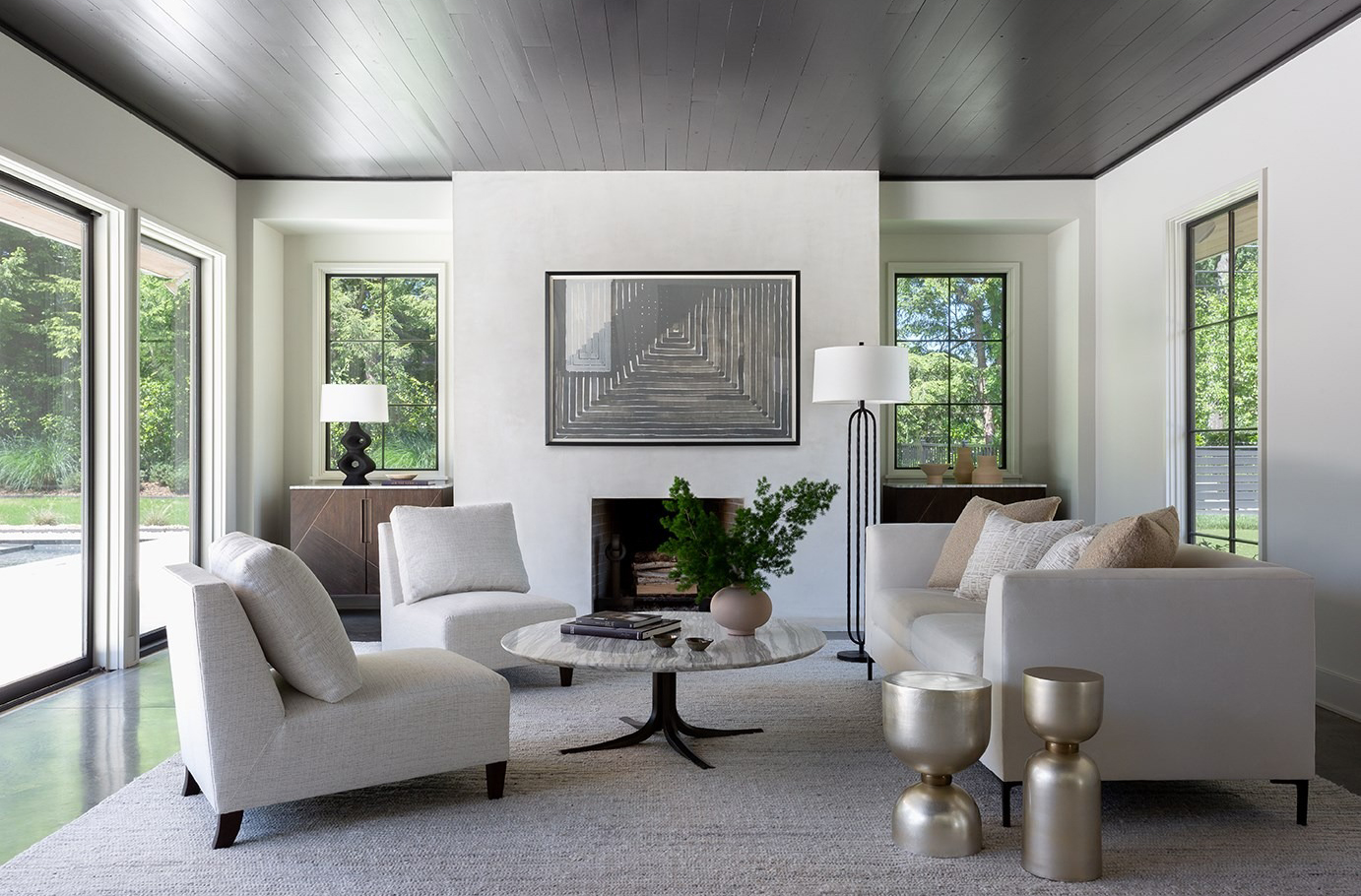 Roca Tall Metal Spot Table