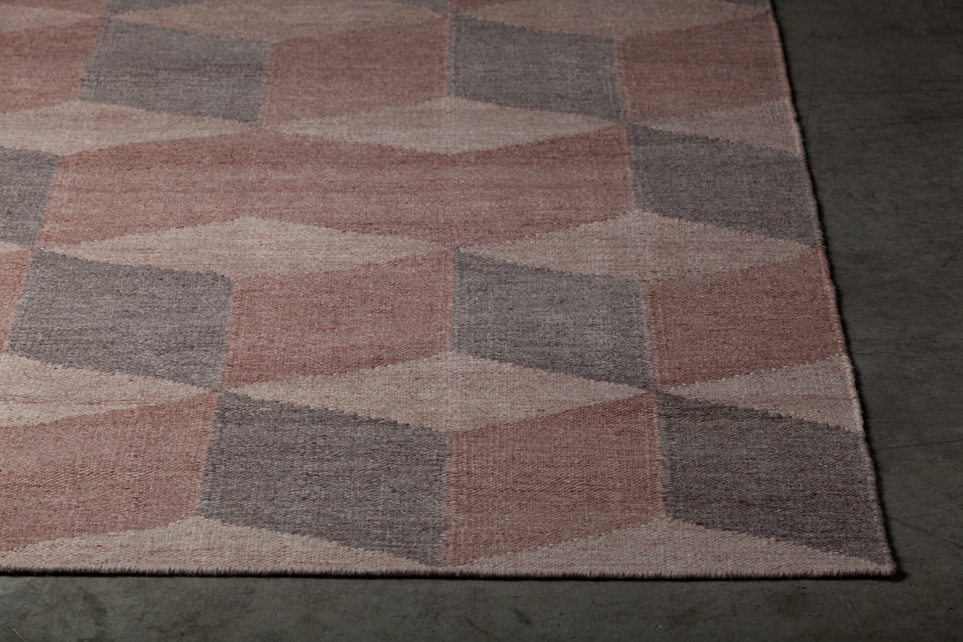 Esme Polyester Rectangular Hand-woven Rug, 5' x 7'6"