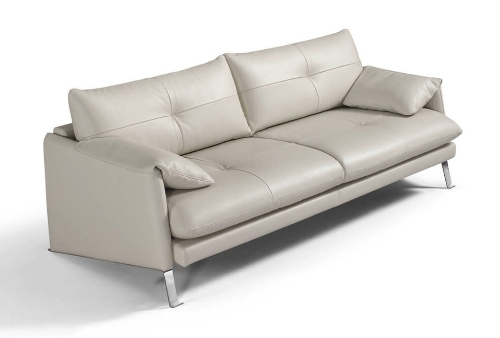 Estro Loveseat