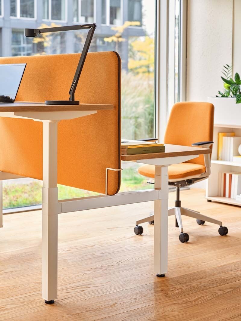 Evo Fabric Swivel Adjustable Office Chair