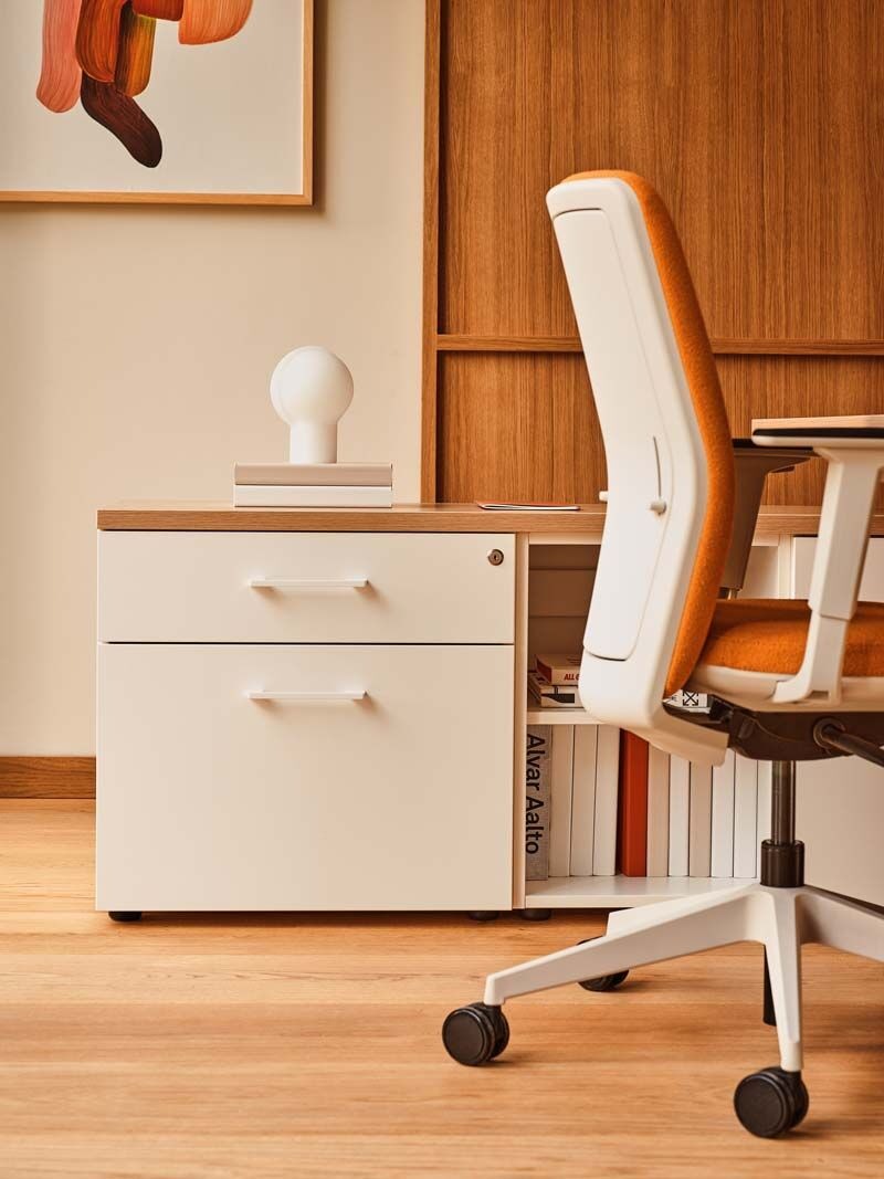 Evo Fabric Swivel Adjustable Office Chair