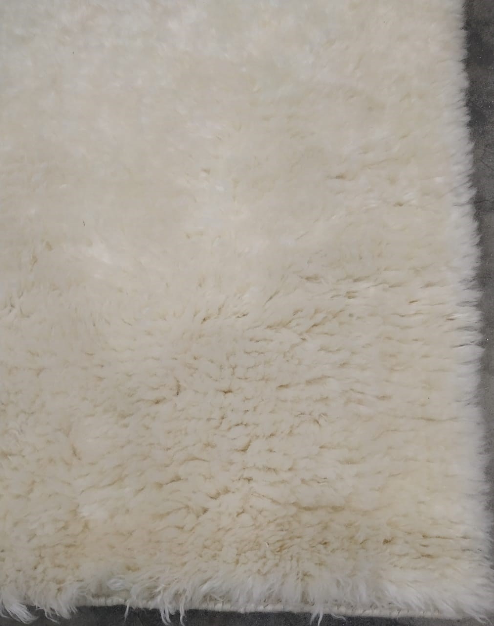 Ezmae Wool Rectangular Hand-woven Rug, 5' x 7'6"