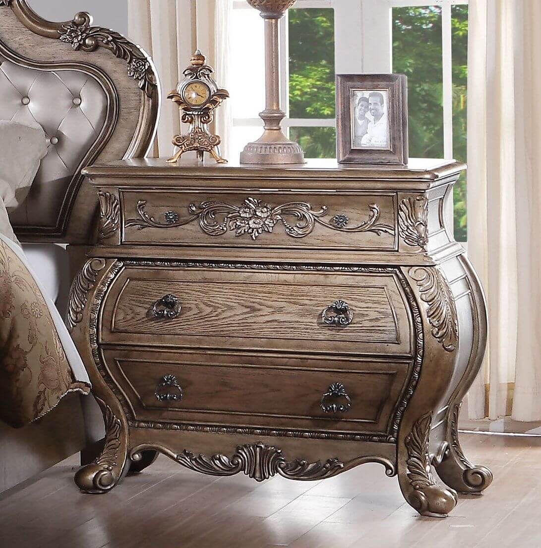 Ragenardus Nightstand