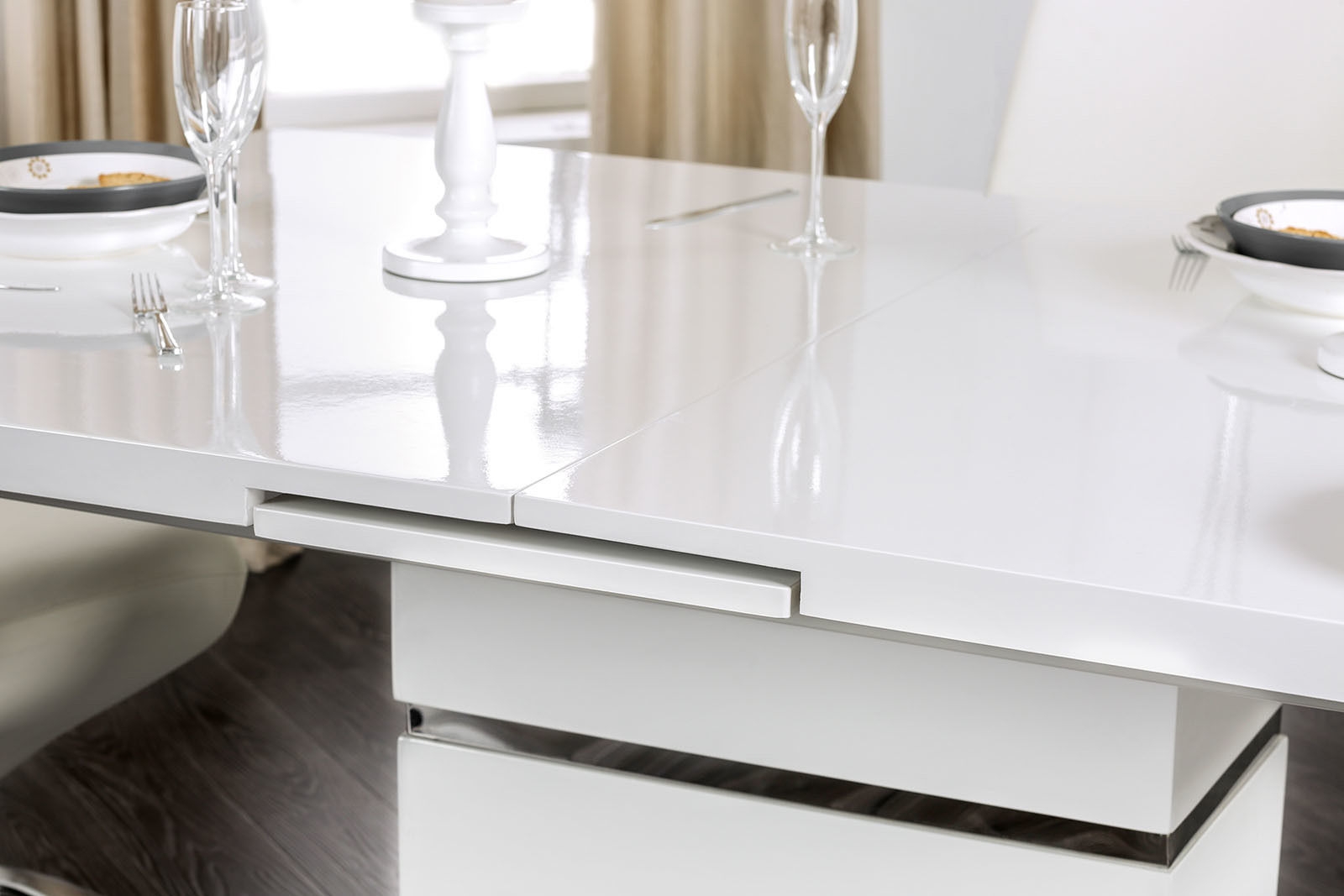 Midvale Wood Gloss Extendable Dining Set