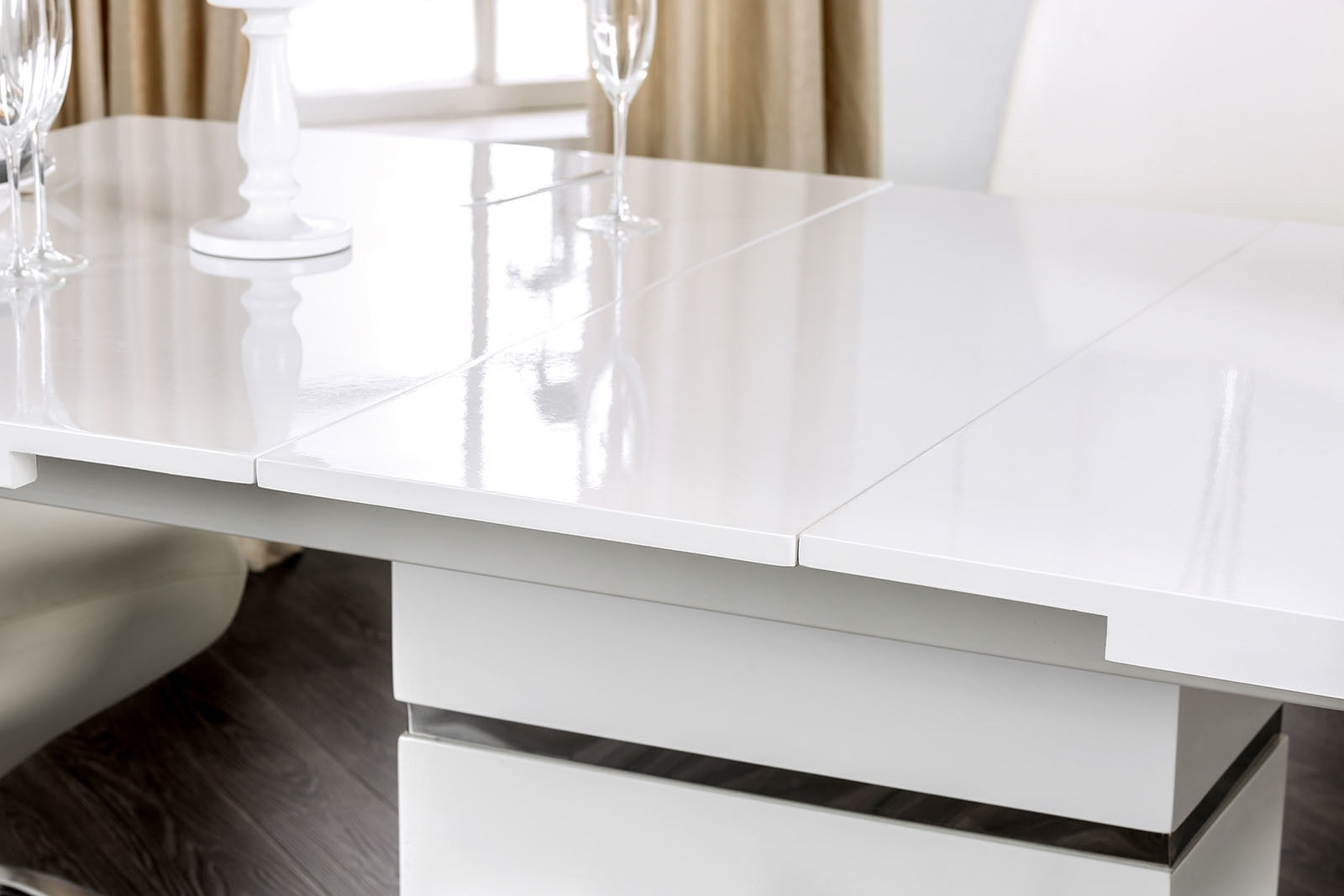 Midvale Wood Gloss Extendable Dining Set