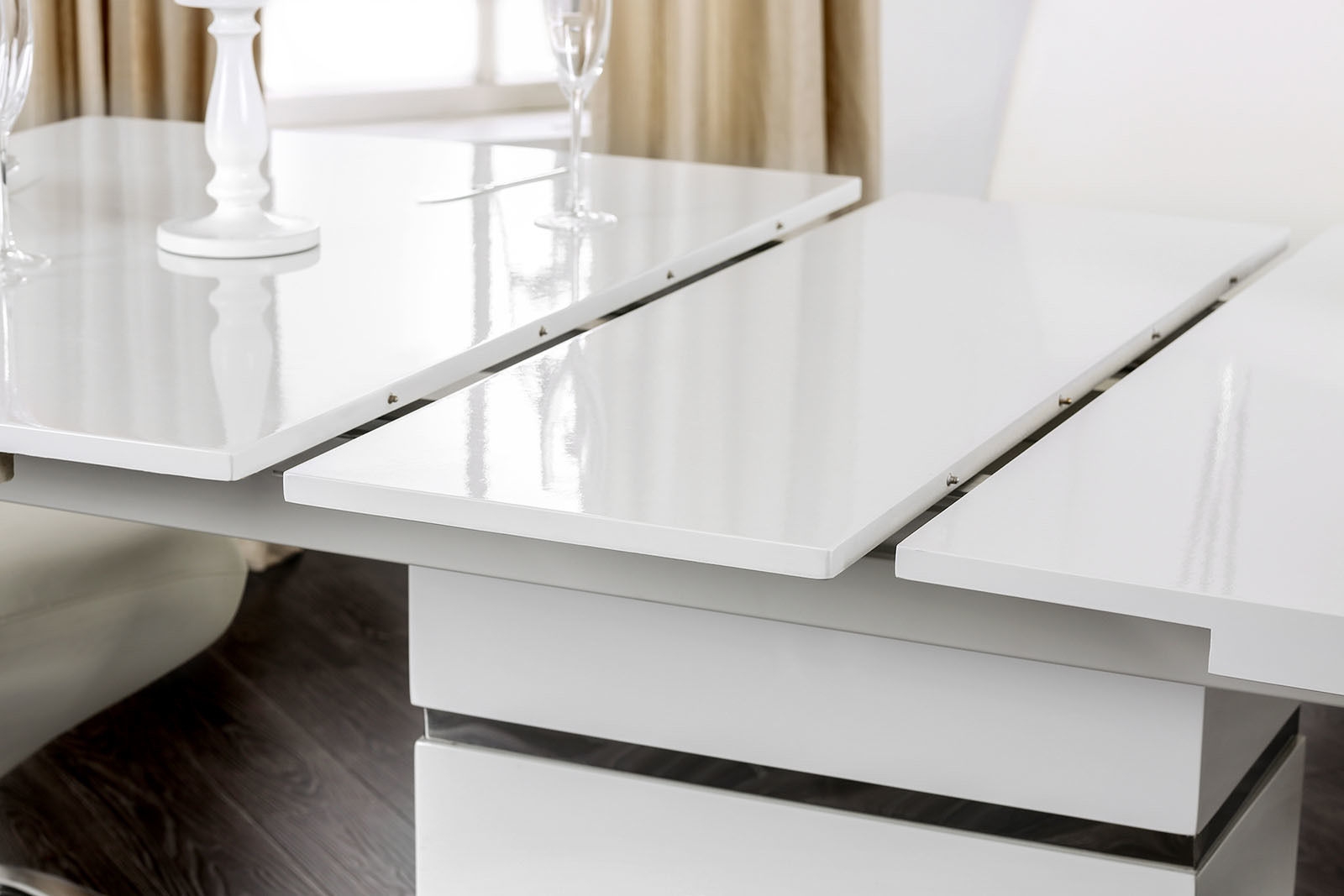 Midvale Wood Gloss Extendable Dining Set