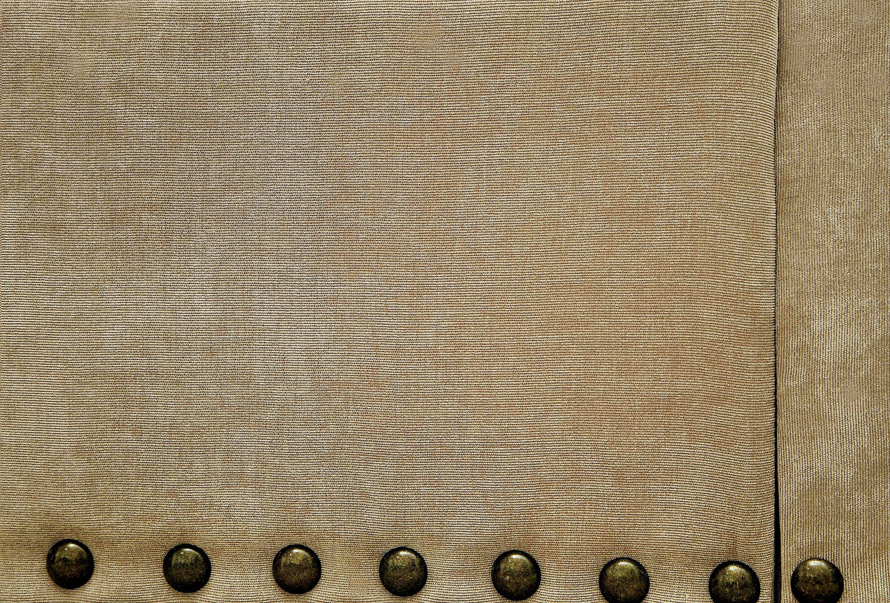 Neomi Fabric/Wood Sleigh Bed, Queen Size